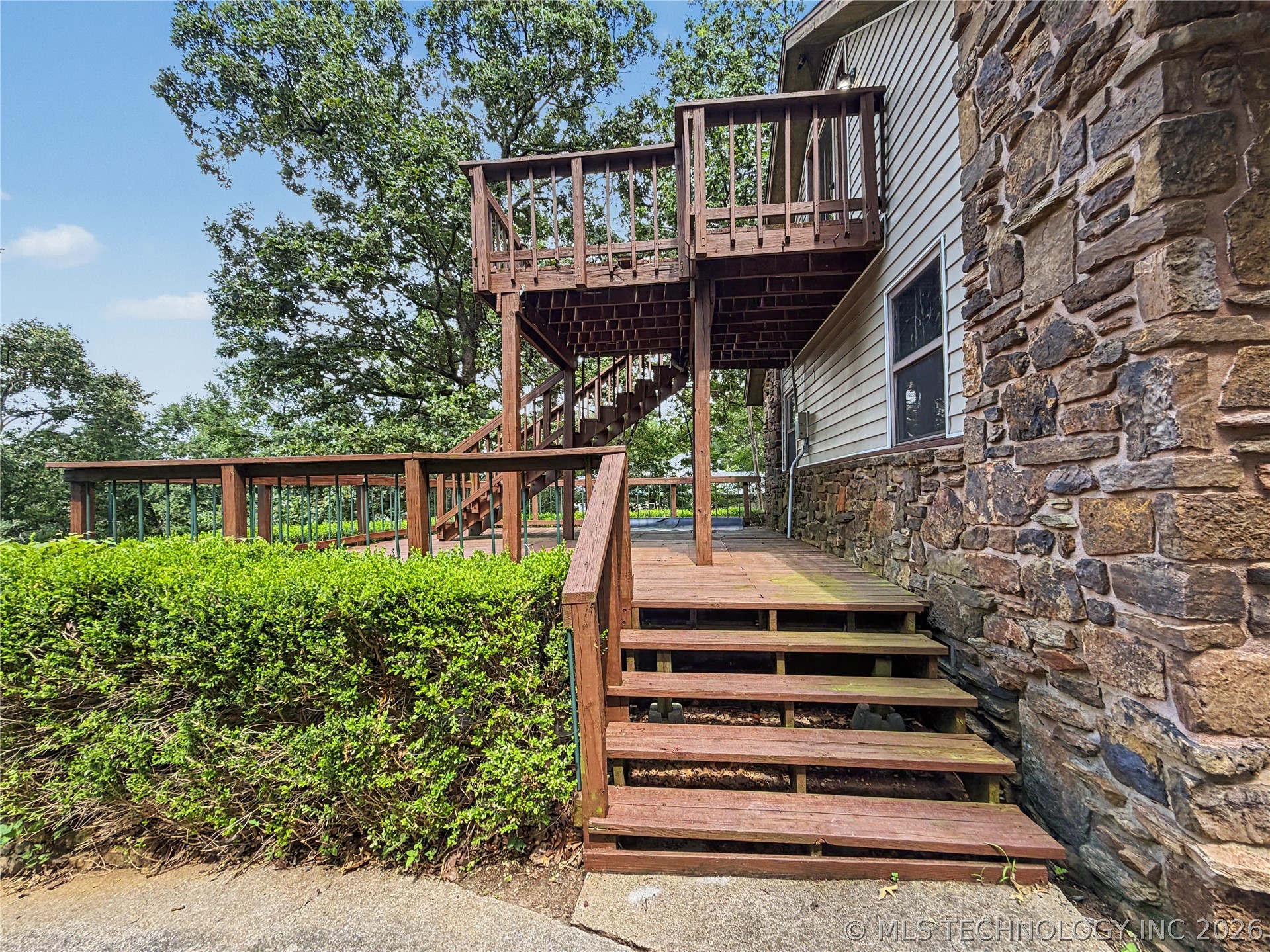 17589 Wedgewood Drive Property Photo 76