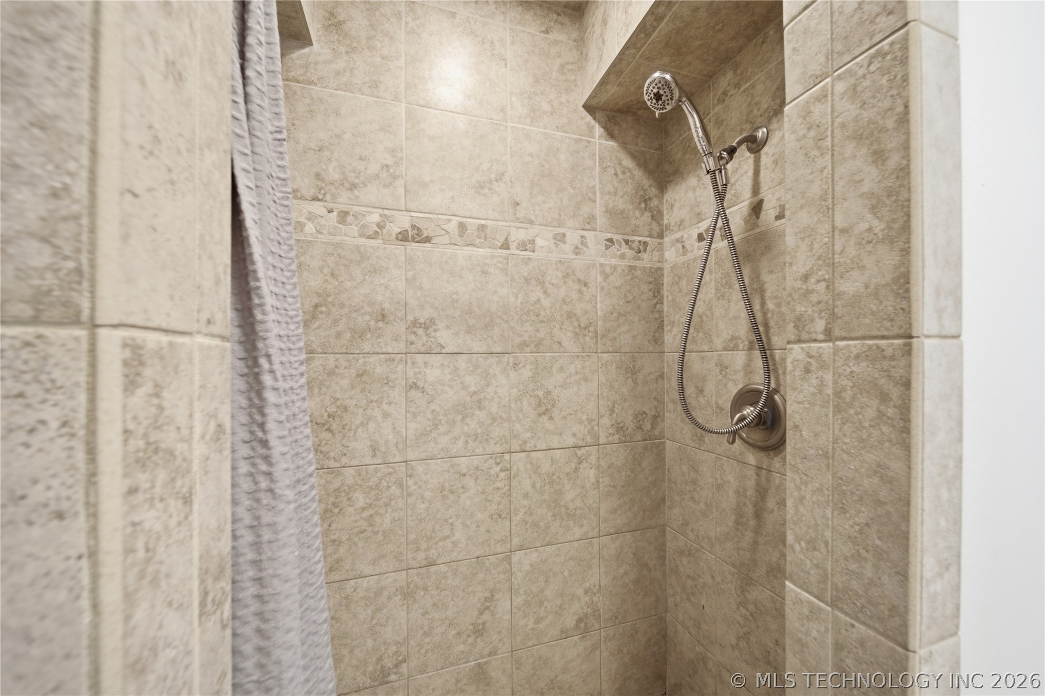 6609 S Redbud Avenue Property Photo 26