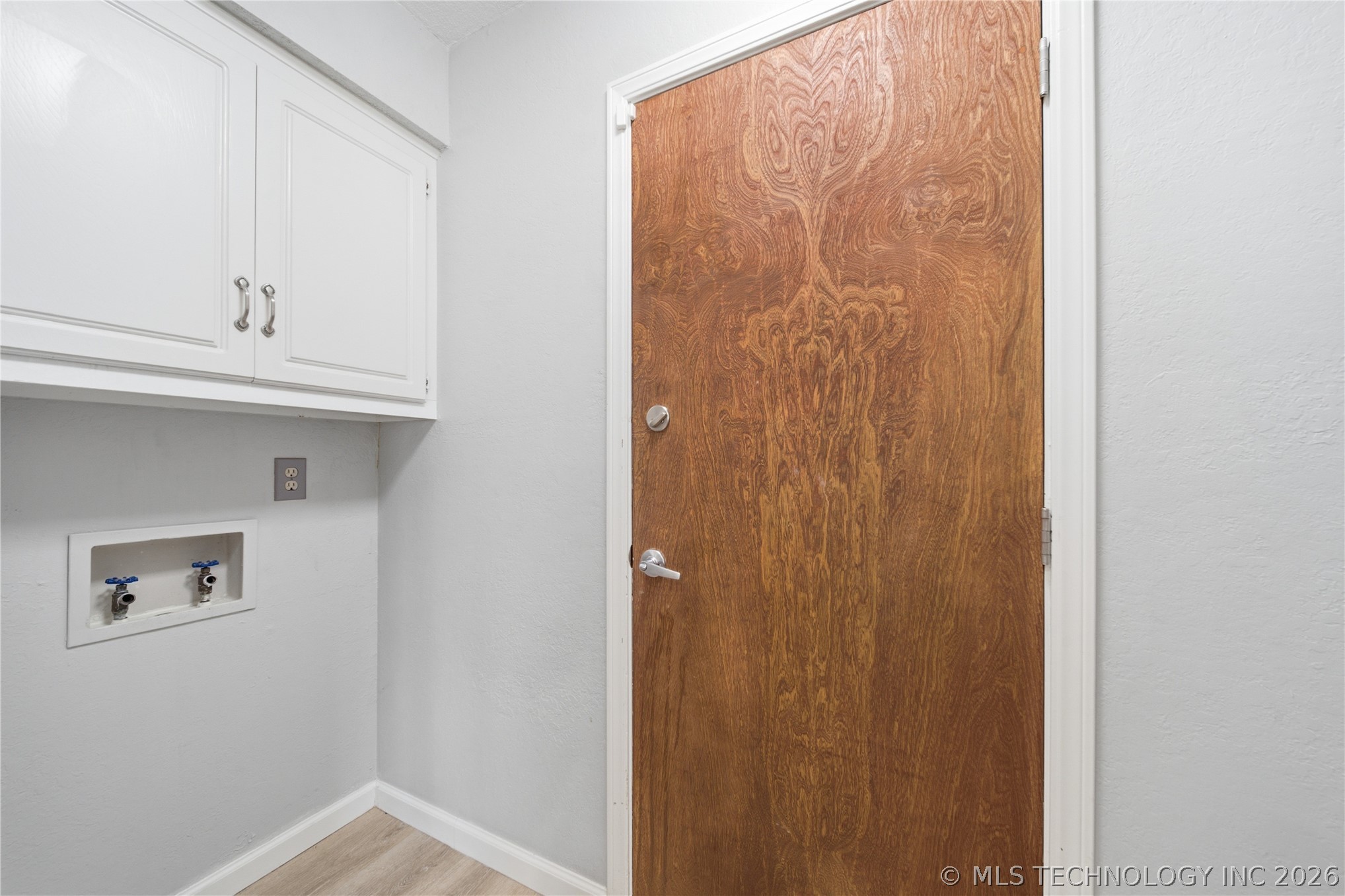6609 S Redbud Avenue Property Photo 32