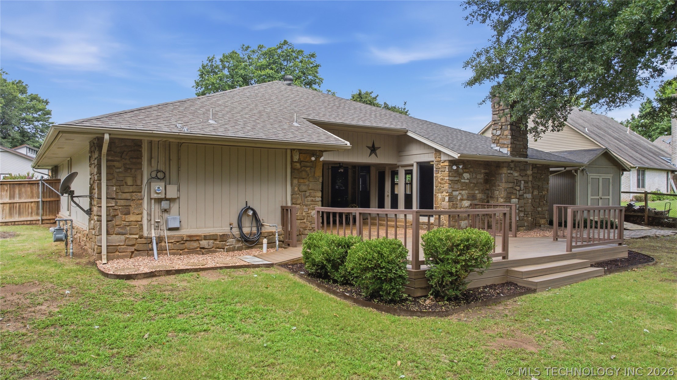 6609 S Redbud Avenue Property Photo 34