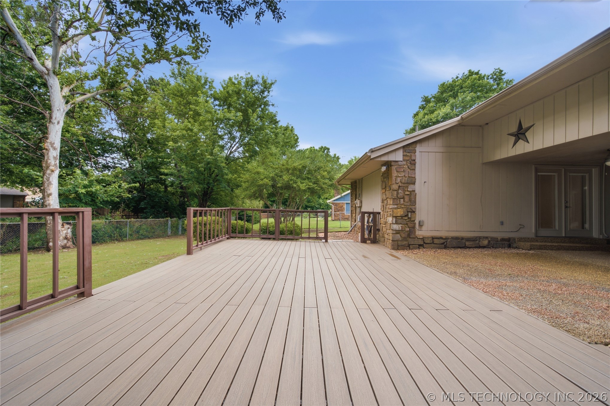 6609 S Redbud Avenue Property Photo 36