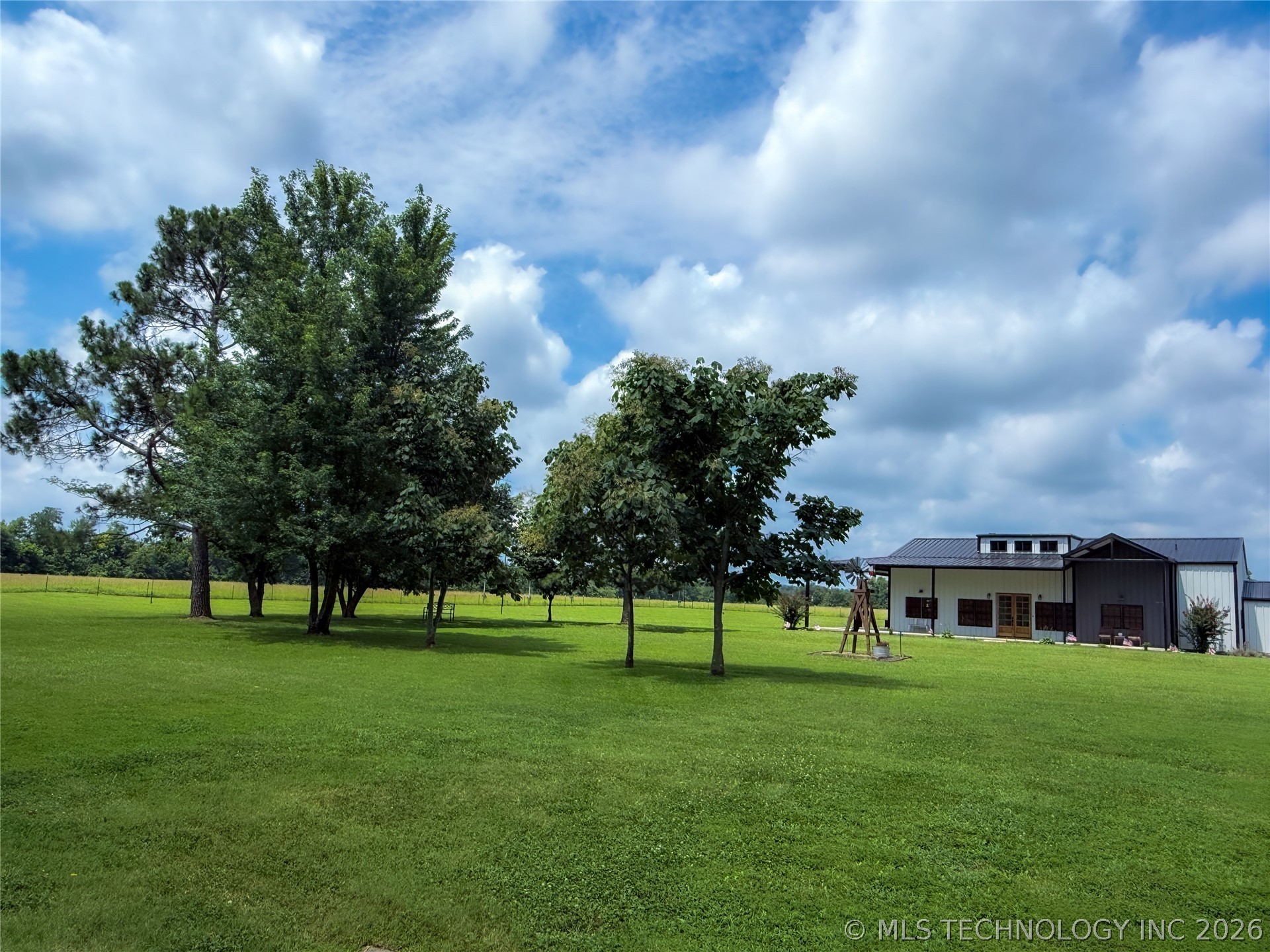 986 N 4430 Property Photo 7