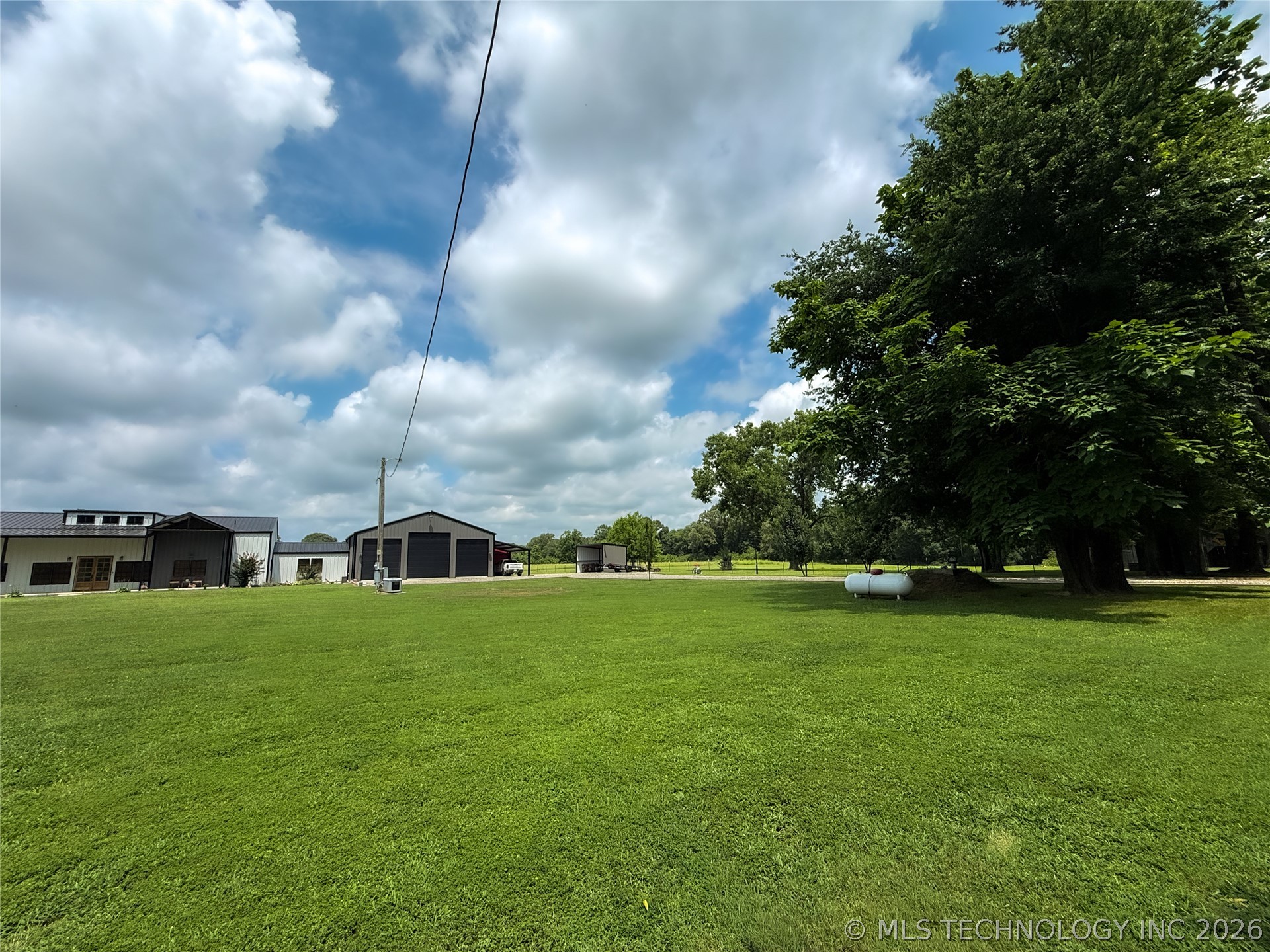 986 N 4430 Property Photo 8