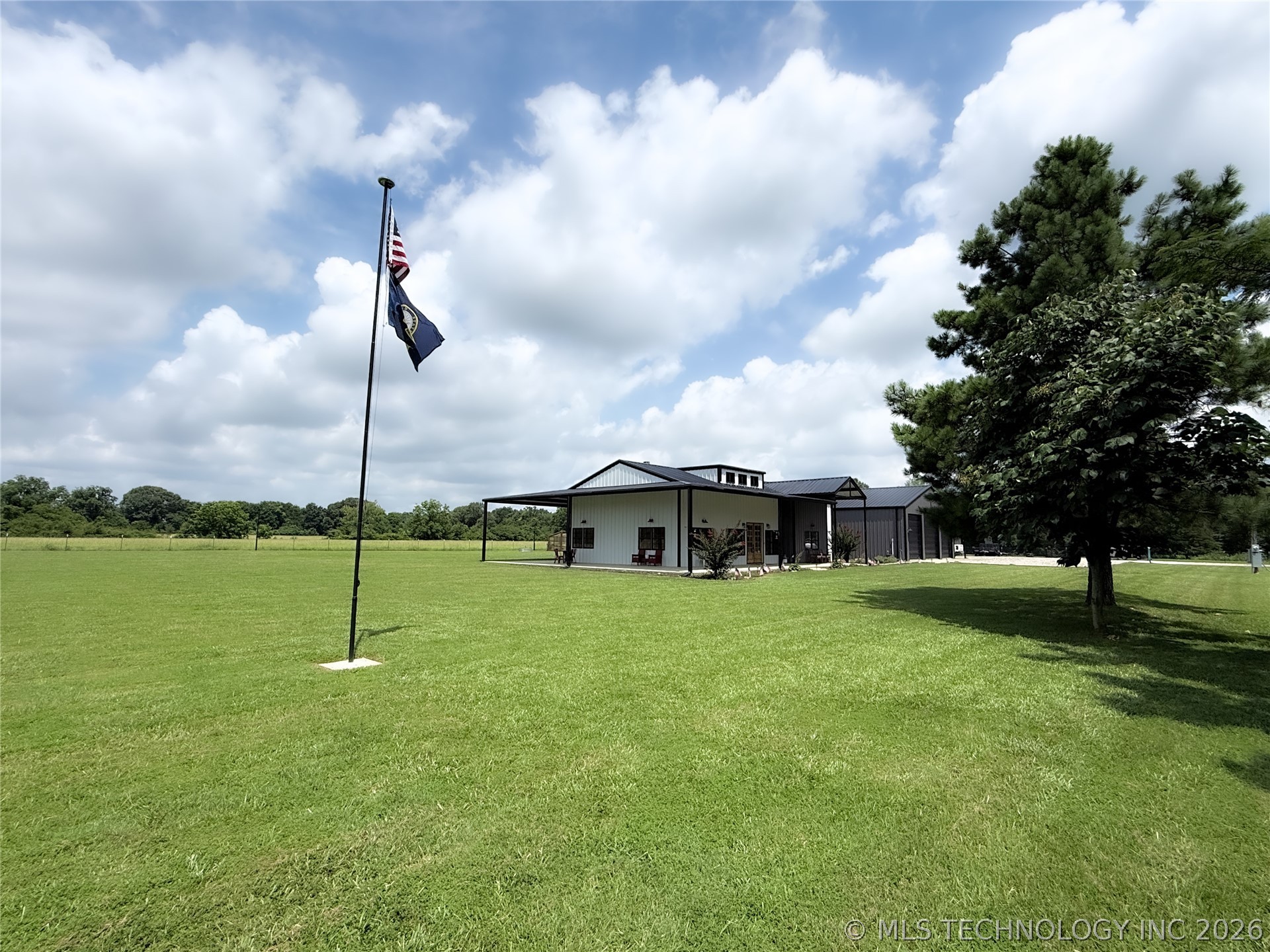 986 N 4430 Property Photo 10