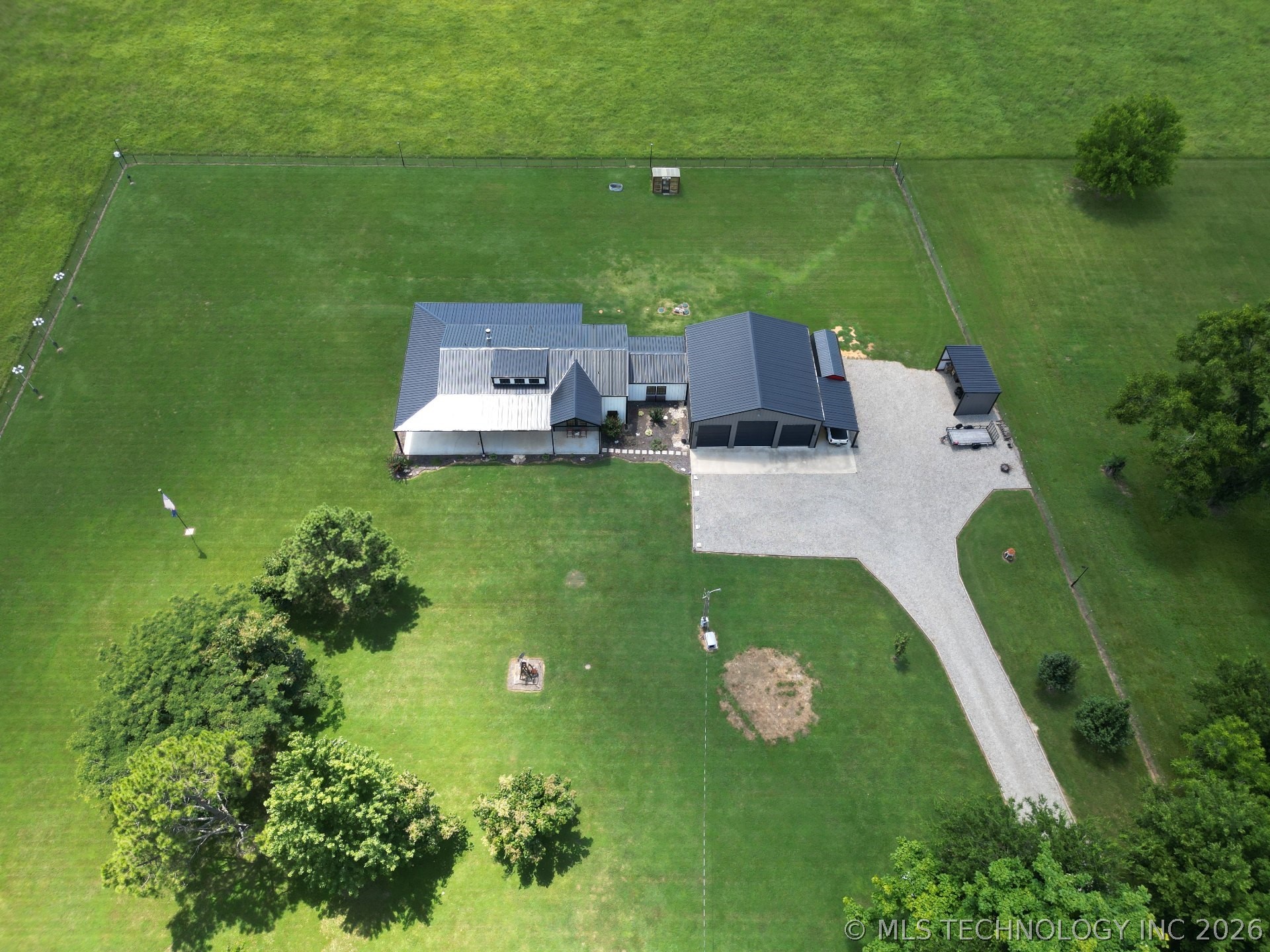 986 N 4430 Property Photo 17