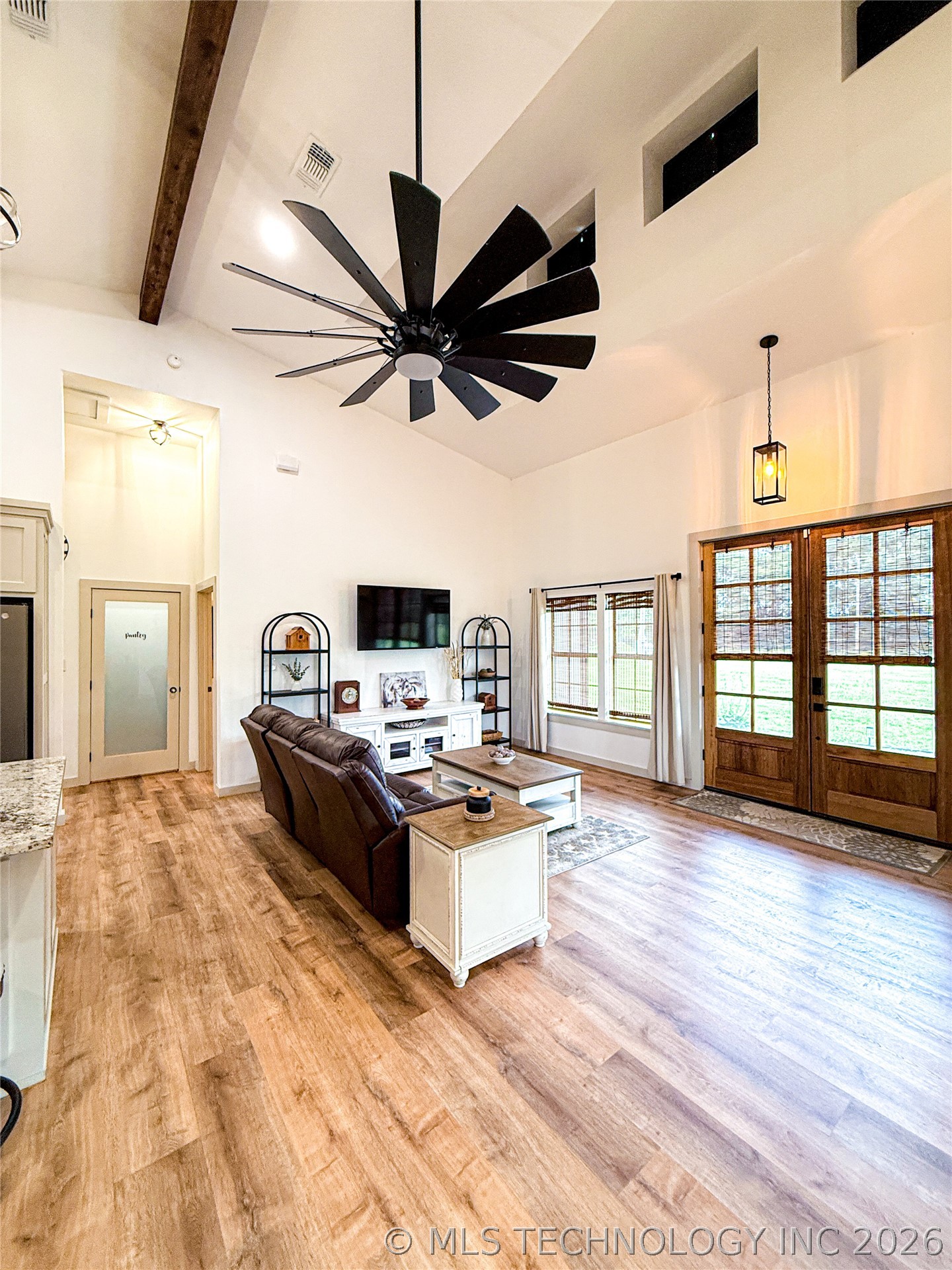 986 N 4430 Property Photo 28