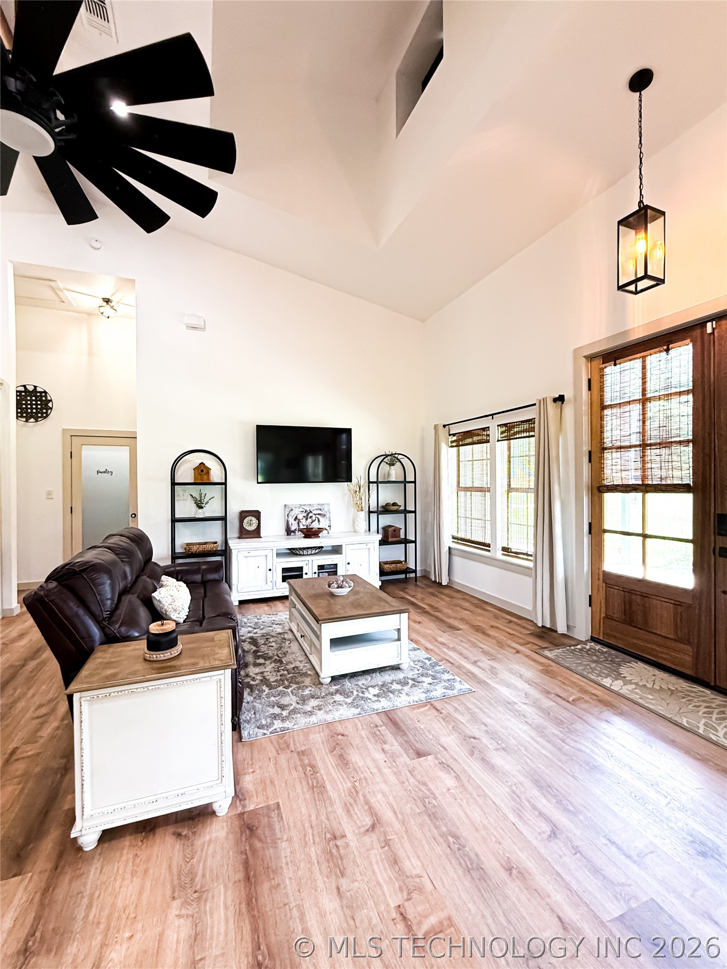 986 N 4430 Property Photo 29