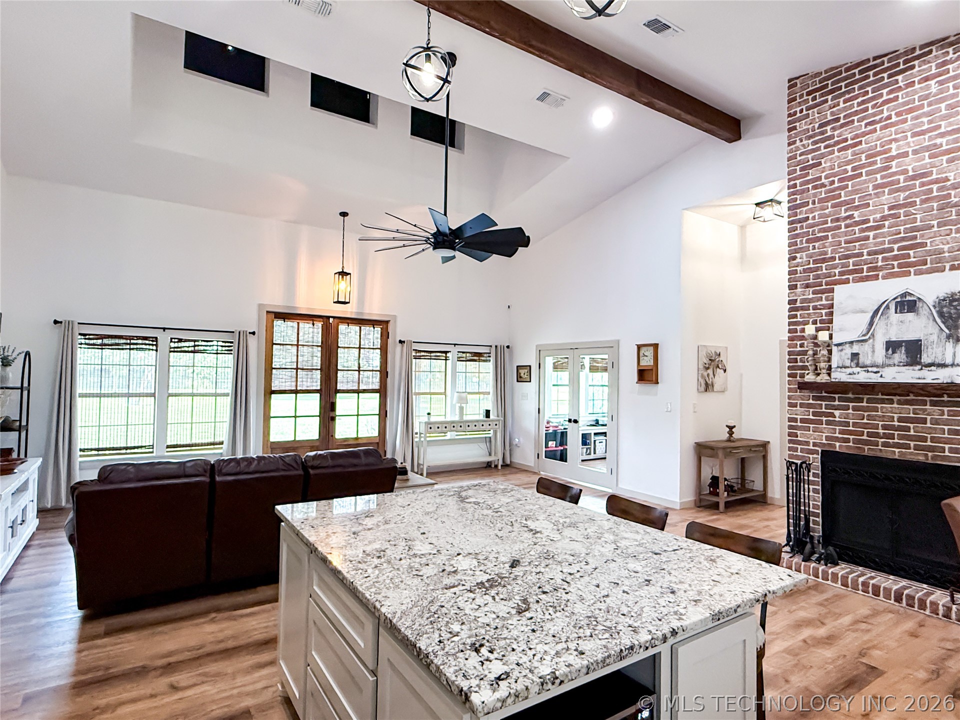 986 N 4430 Property Photo 33