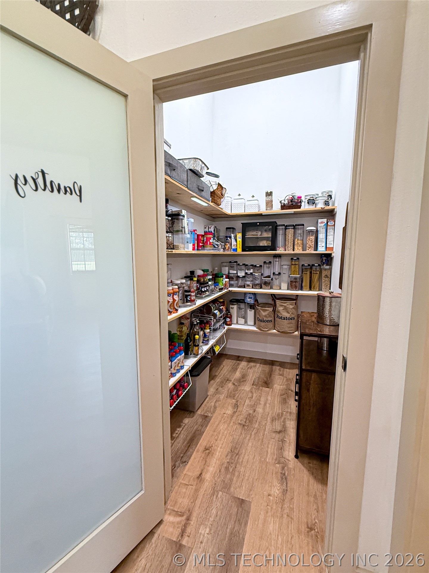 986 N 4430 Property Photo 43