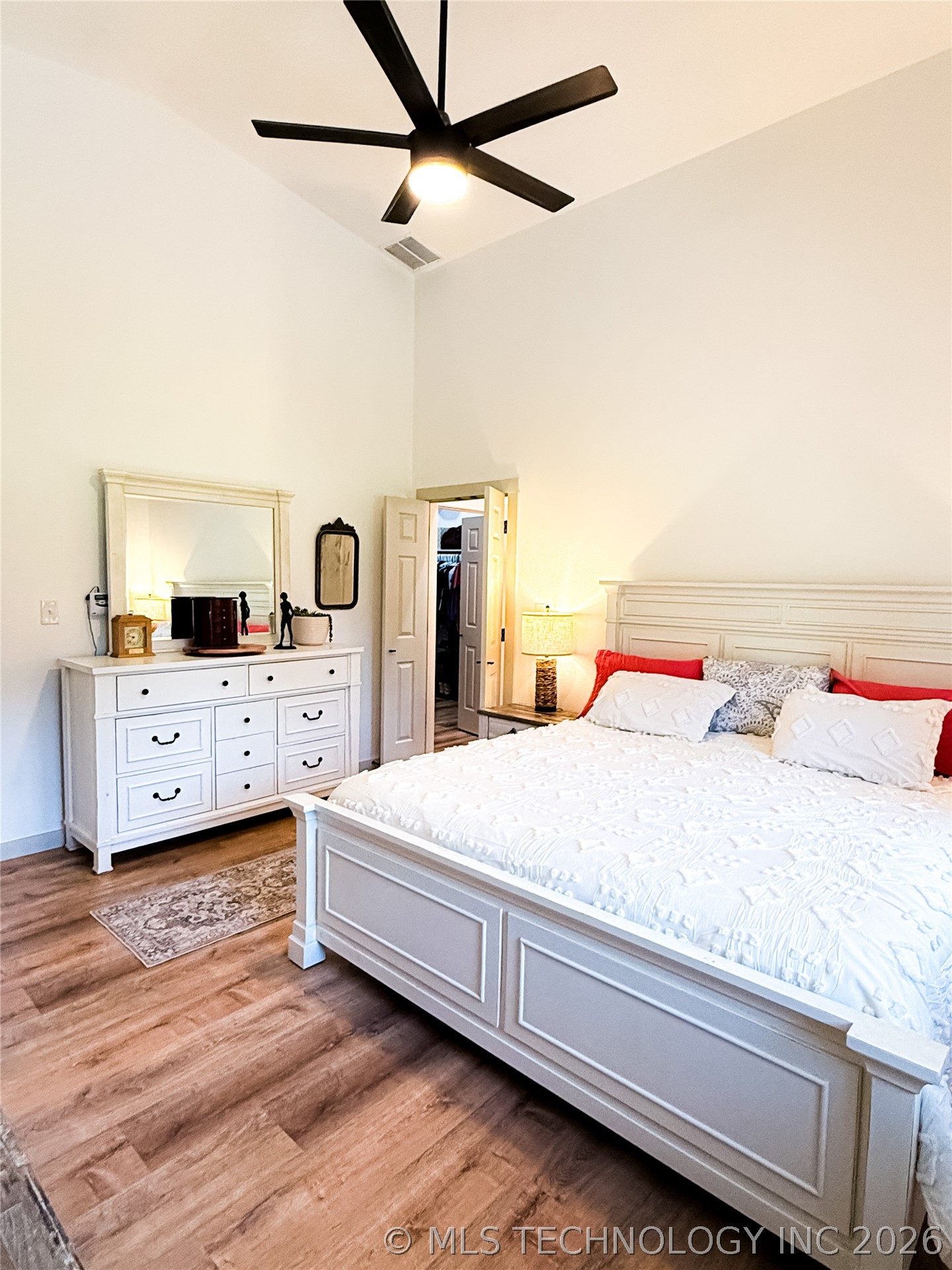 986 N 4430 Property Photo 48
