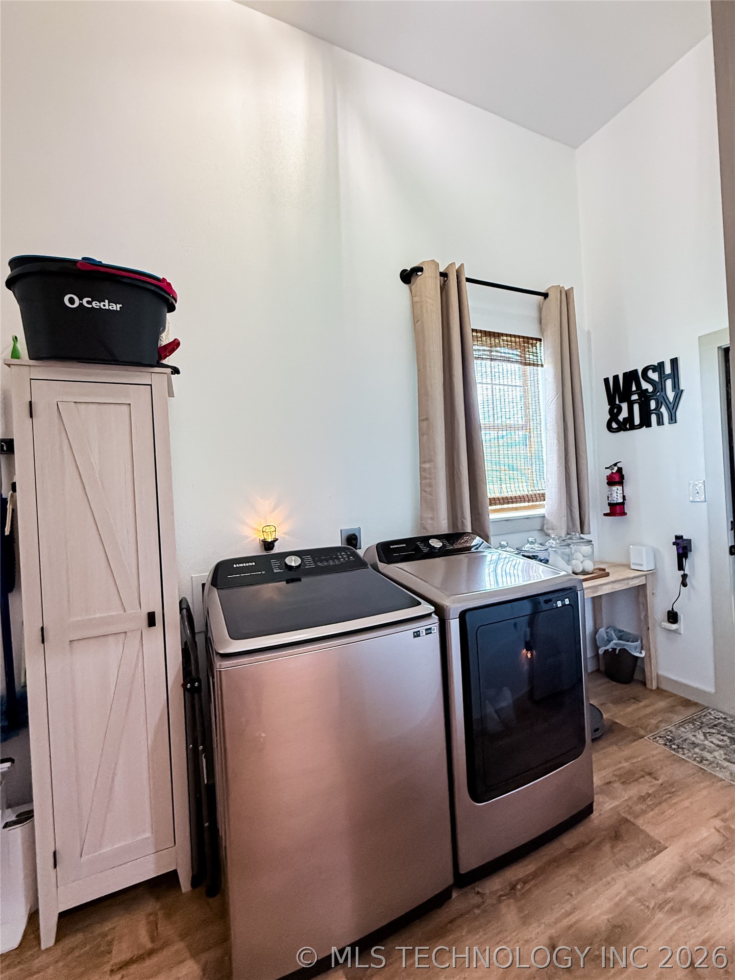 986 N 4430 Property Photo 57