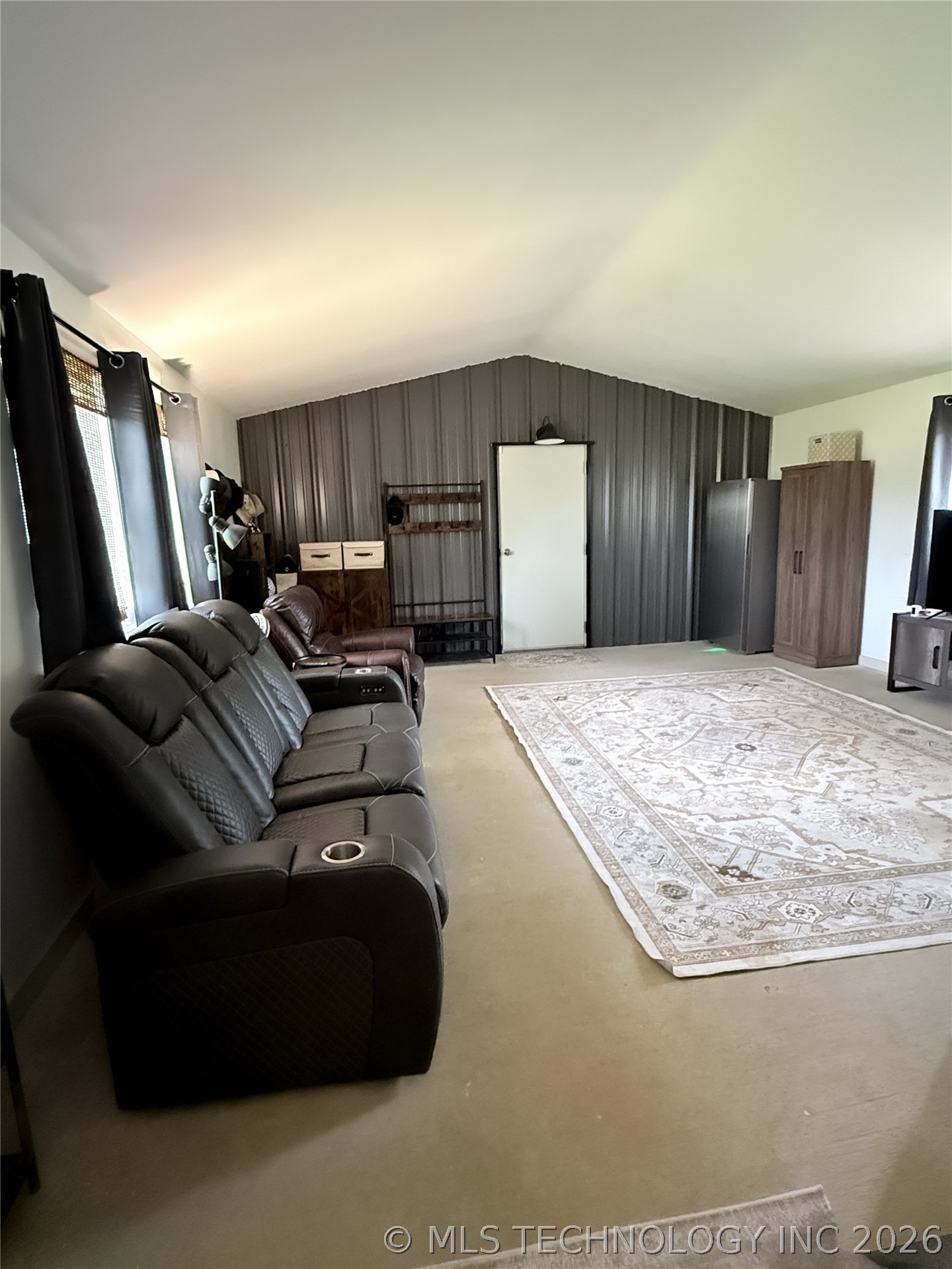 986 N 4430 Property Photo 61