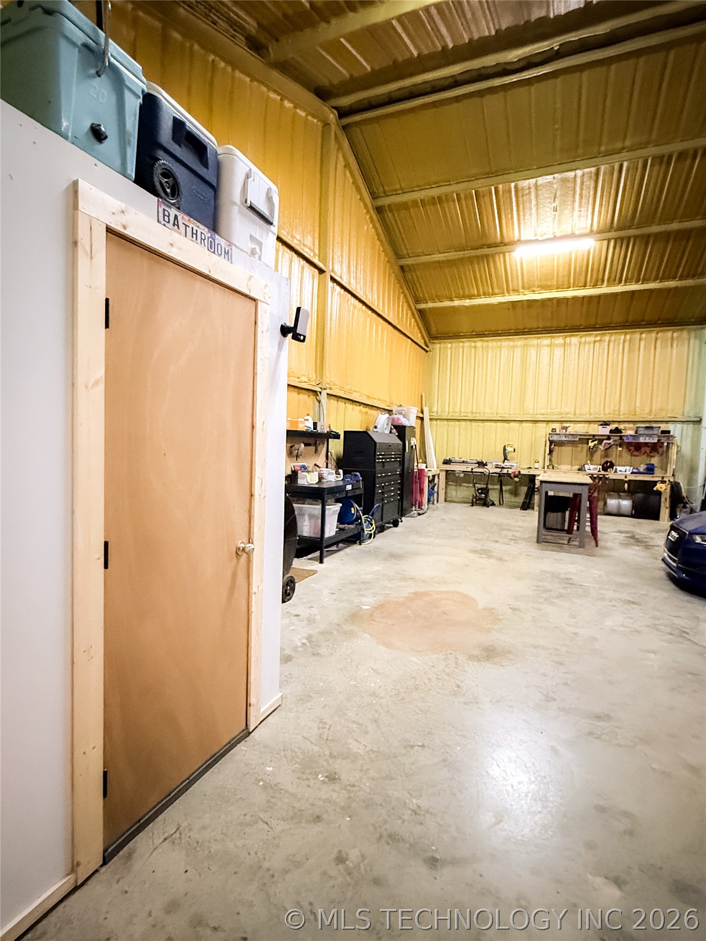 986 N 4430 Property Photo 63