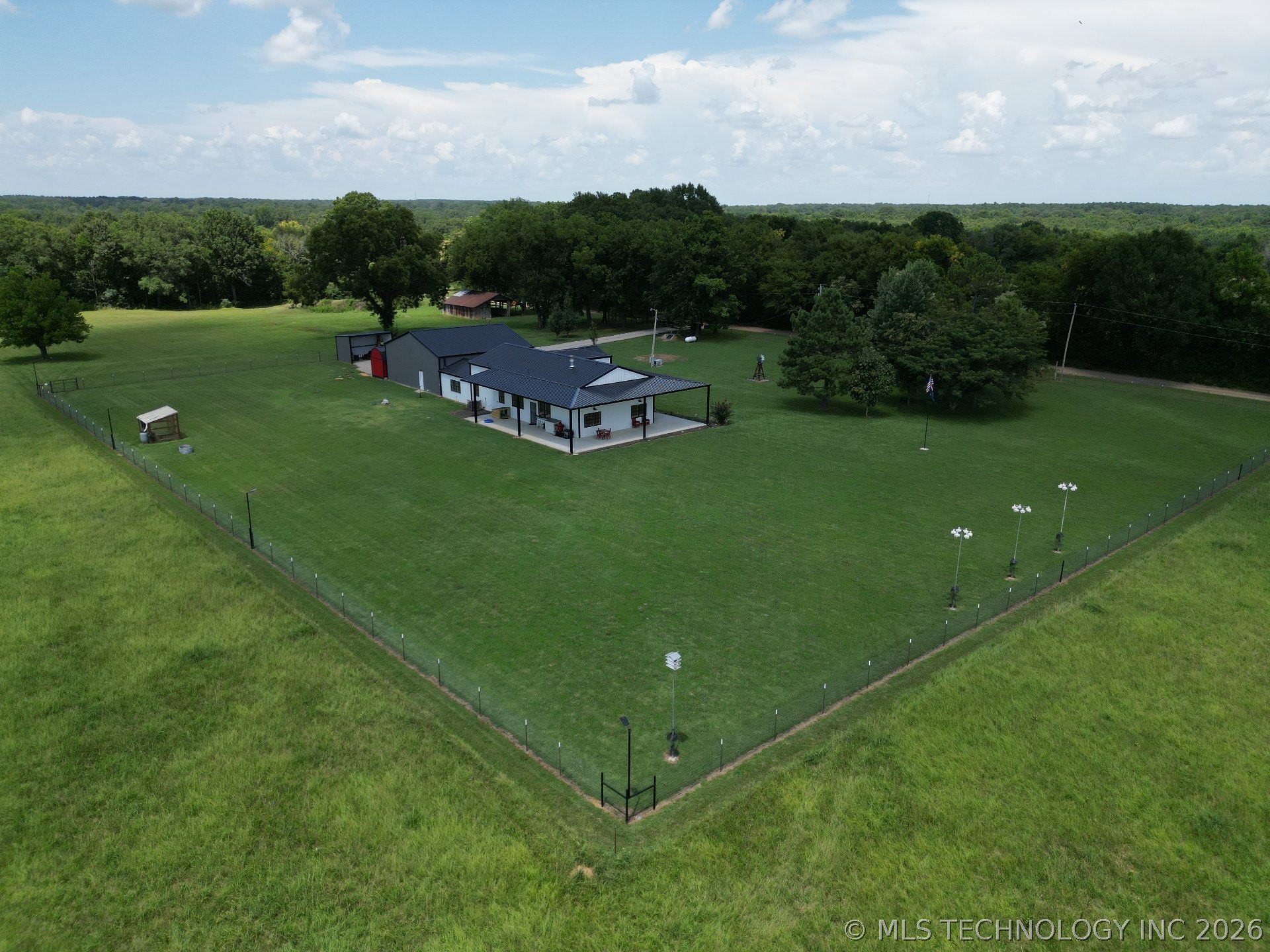 986 N 4430 Property Photo 70