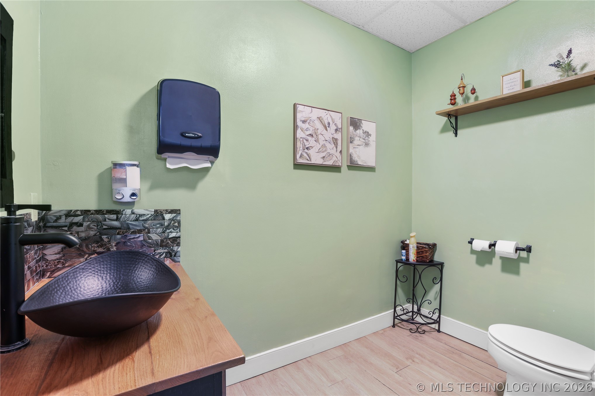 7935 E 57th Street Property Photo 10