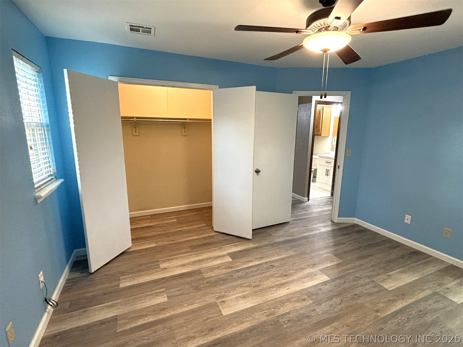 415641 E 1094 Property Photo 32