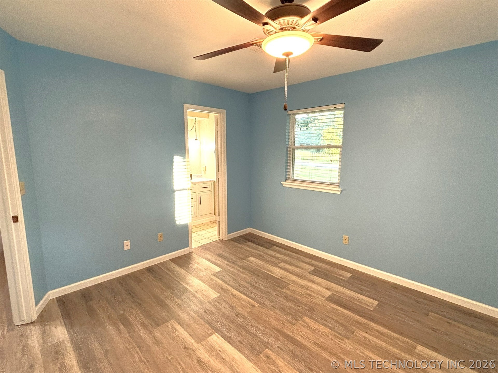 415641 E 1094 Property Photo 34