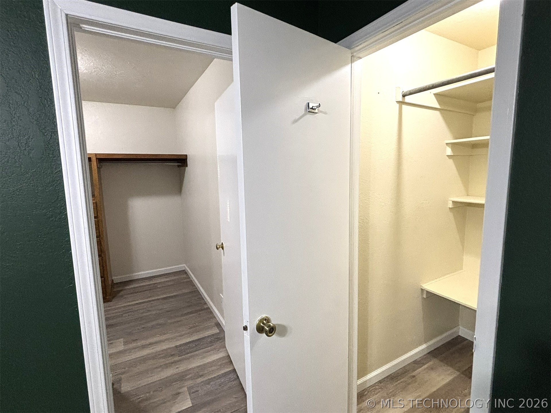 415641 E 1094 Property Photo 40
