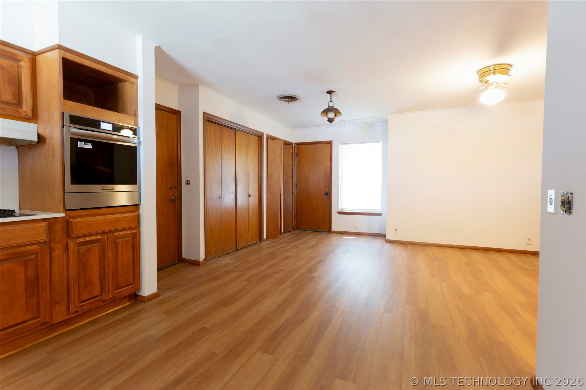 1715 Louise Drive Property Photo 7