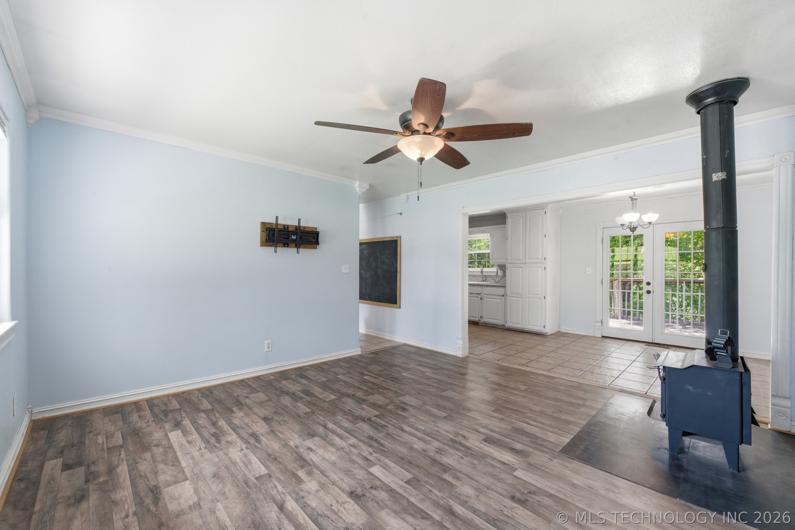 13685 E Crestview Drive Property Photo 7