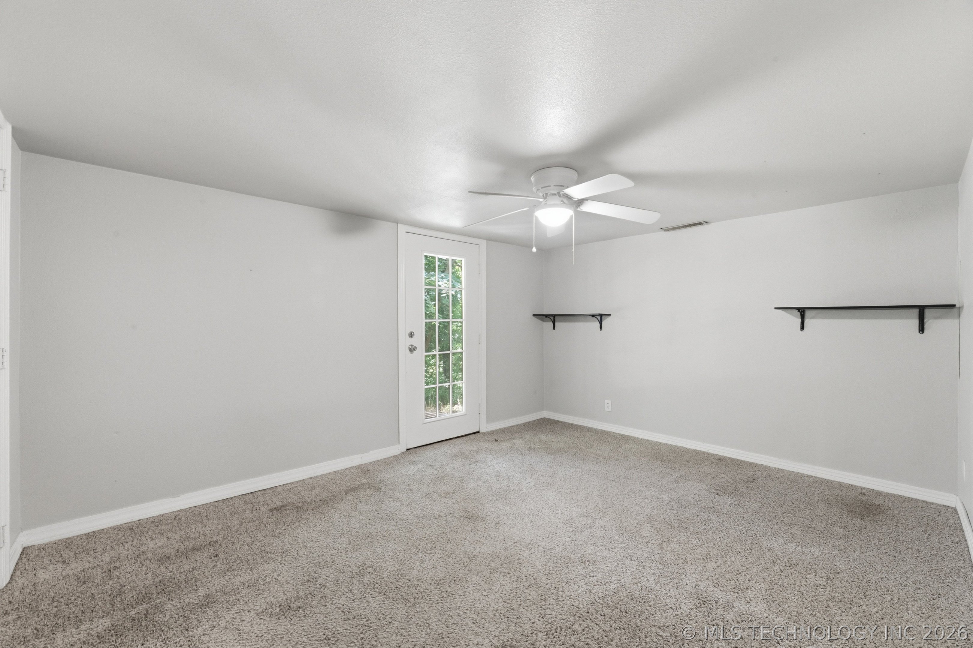 13685 E Crestview Drive Property Photo 28