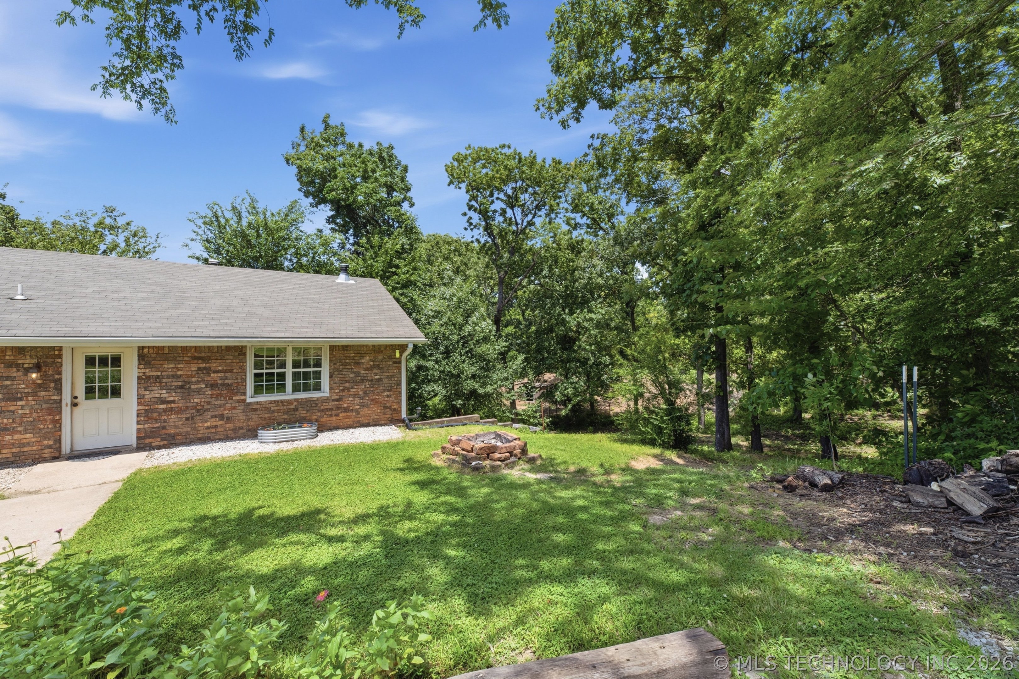 13685 E Crestview Drive Property Photo 33