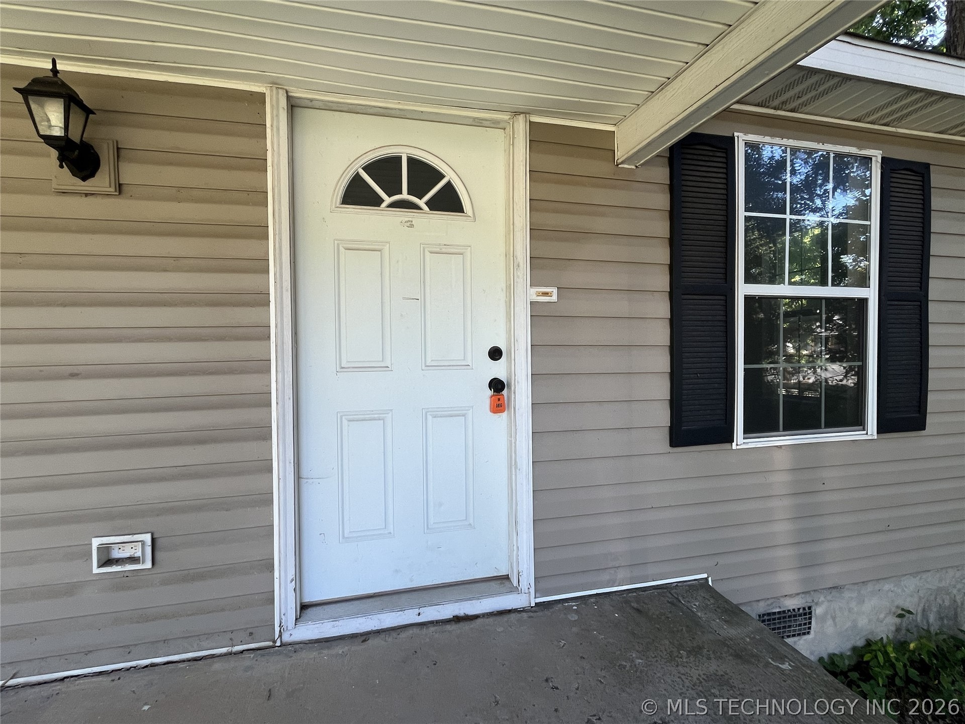 1121 D Street Se Property Photo 2