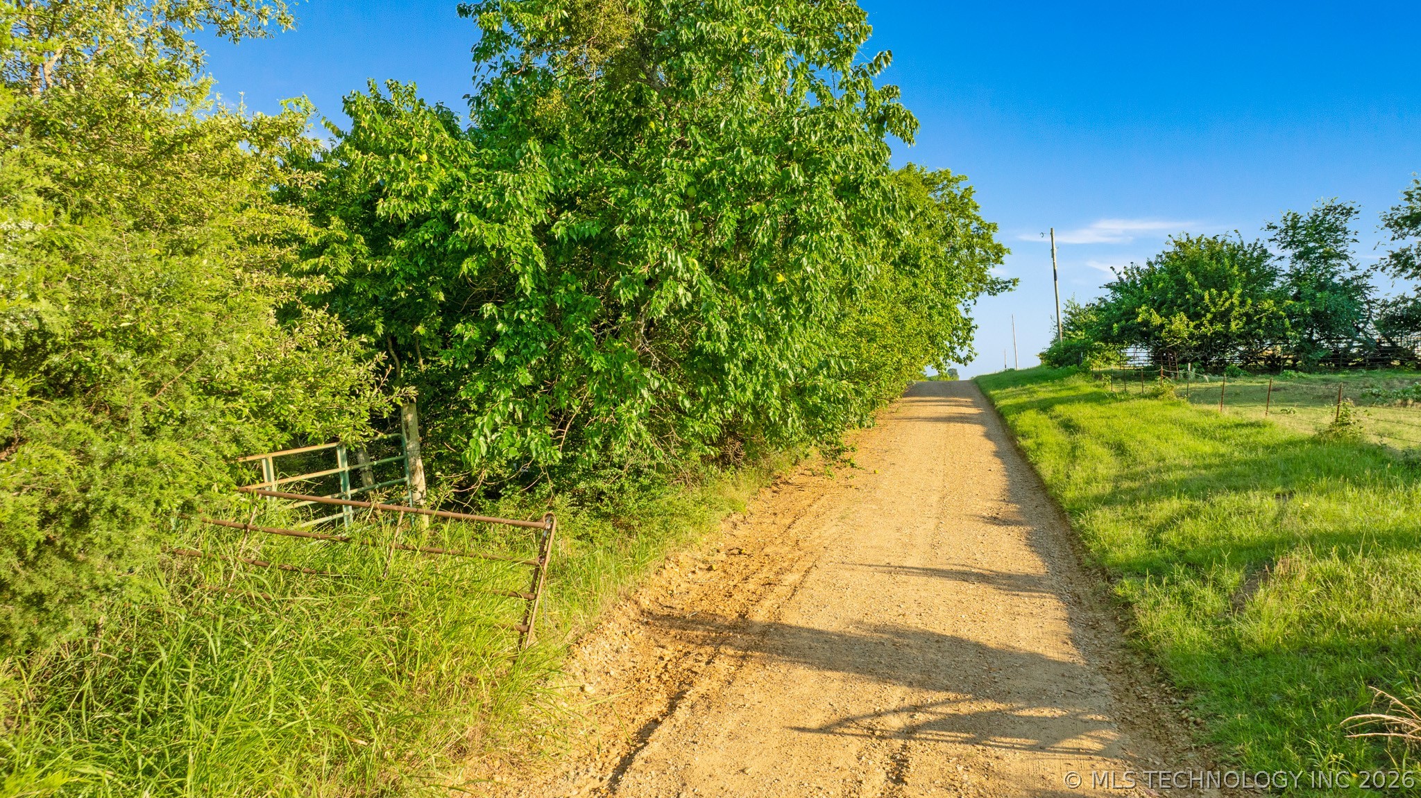 1093 N 4260 Road Property Photo 1