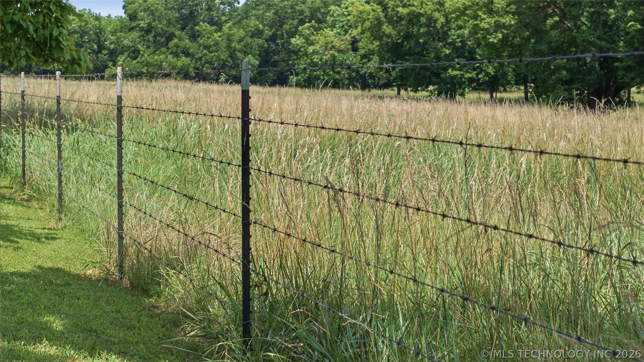422985 E 1080 Road Property Photo 3