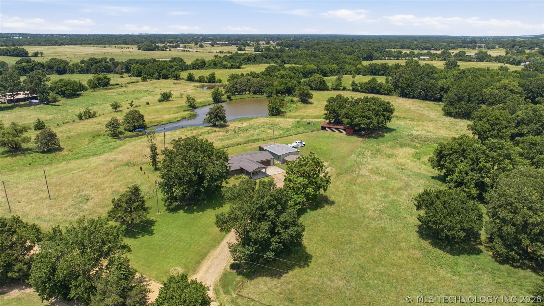 422985 E 1080 Road Property Photo 6