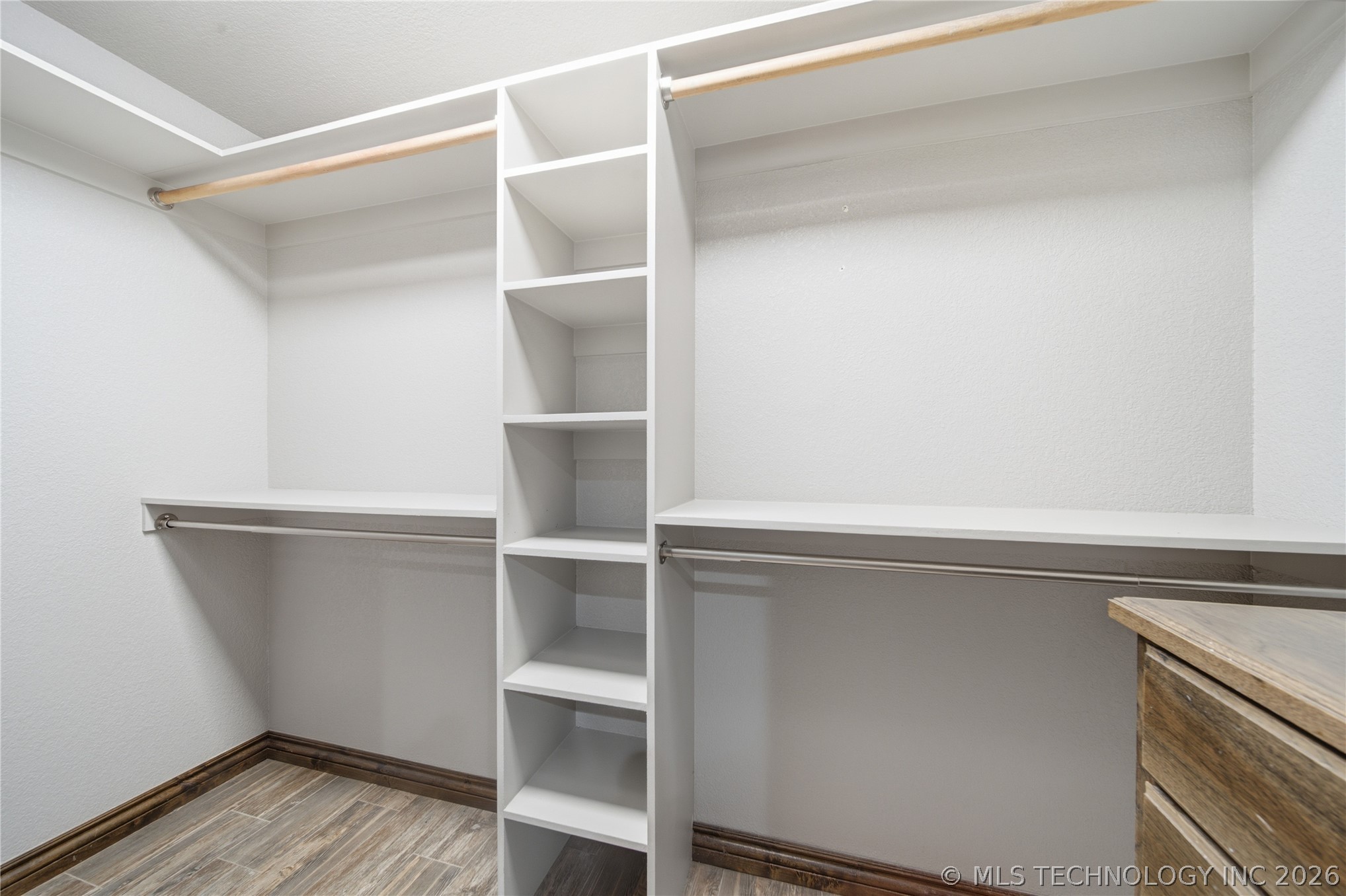422985 E 1080 Road Property Photo 25