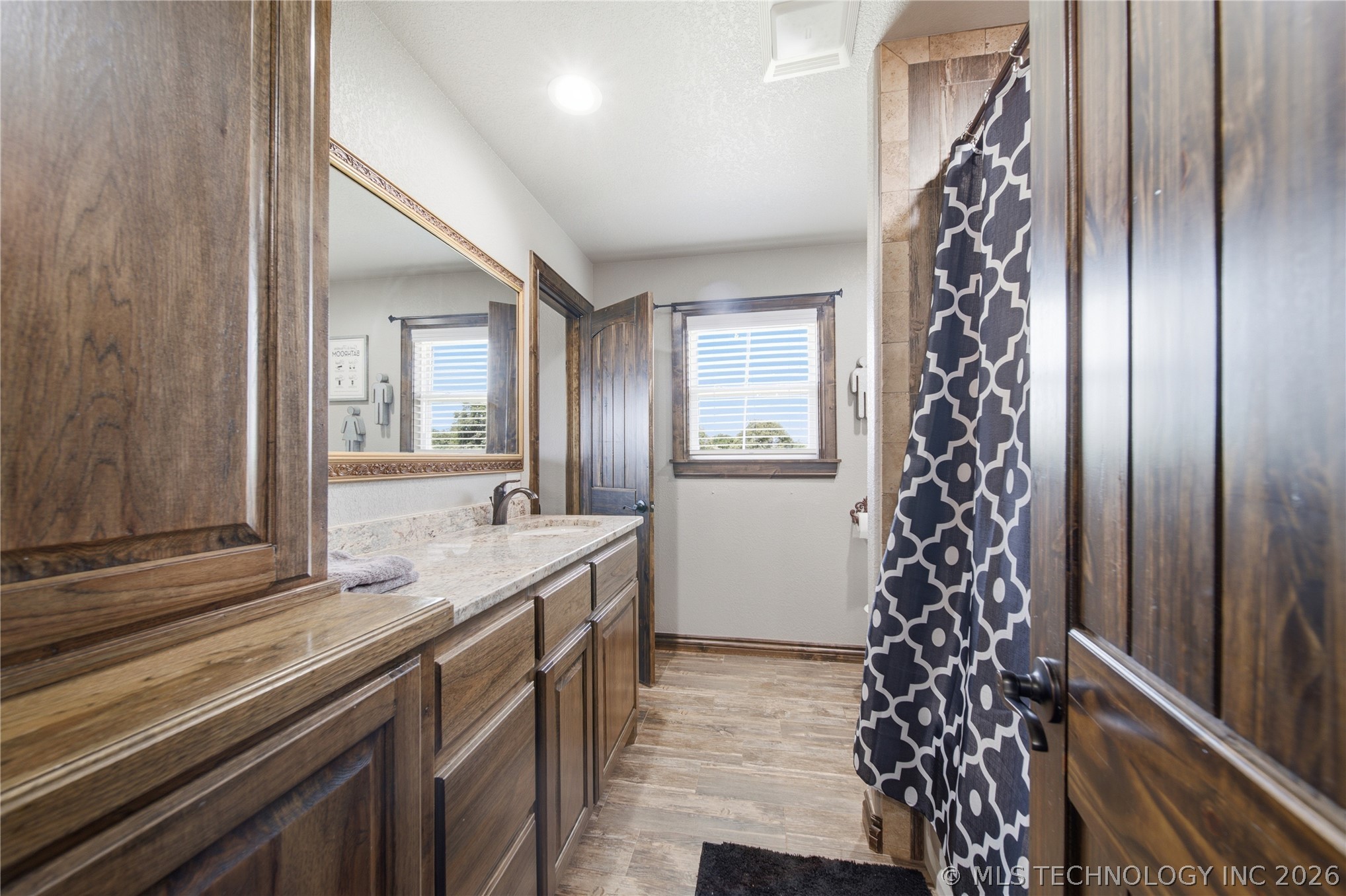 422985 E 1080 Road Property Photo 29