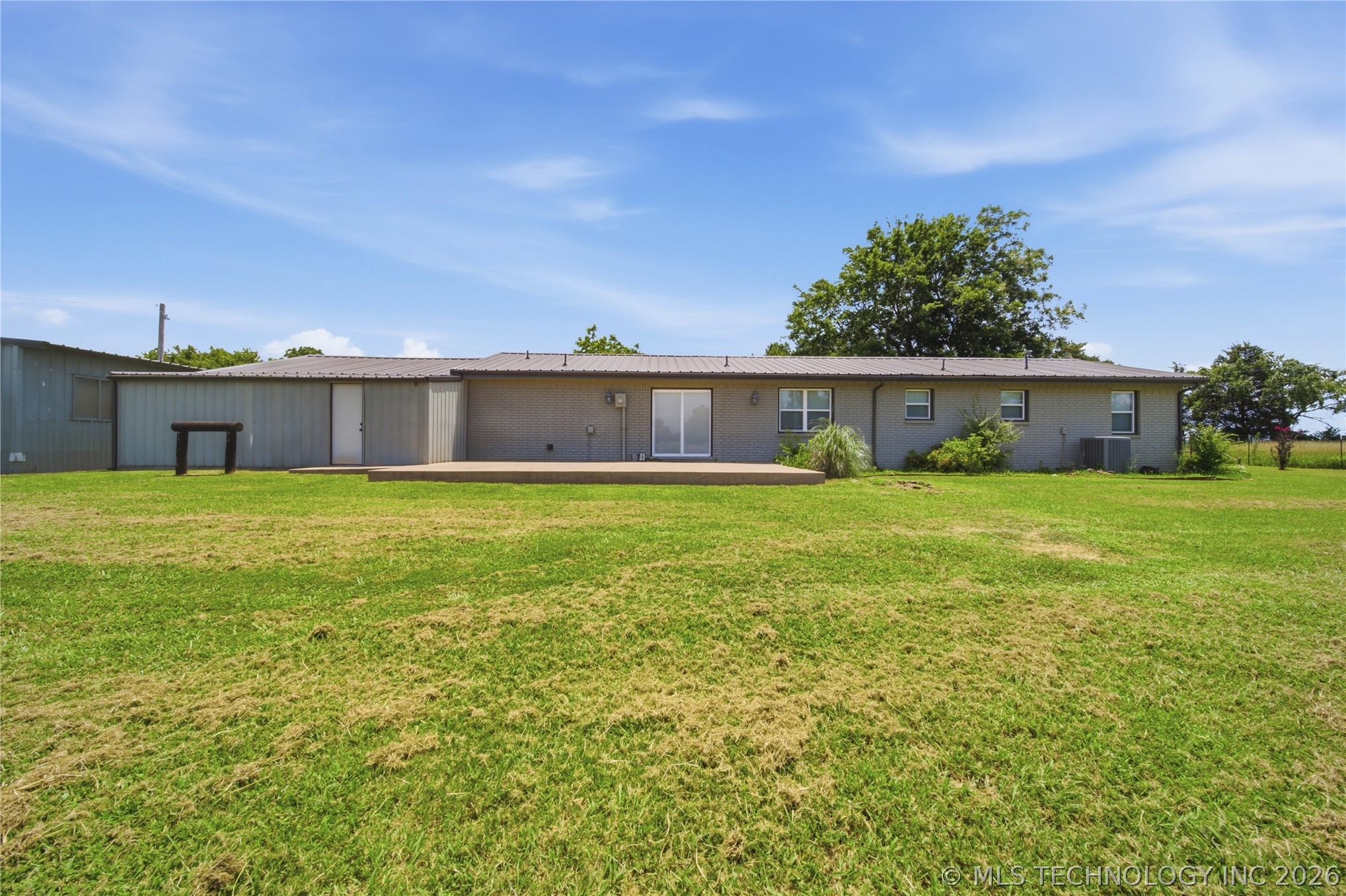 422985 E 1080 Road Property Photo 35