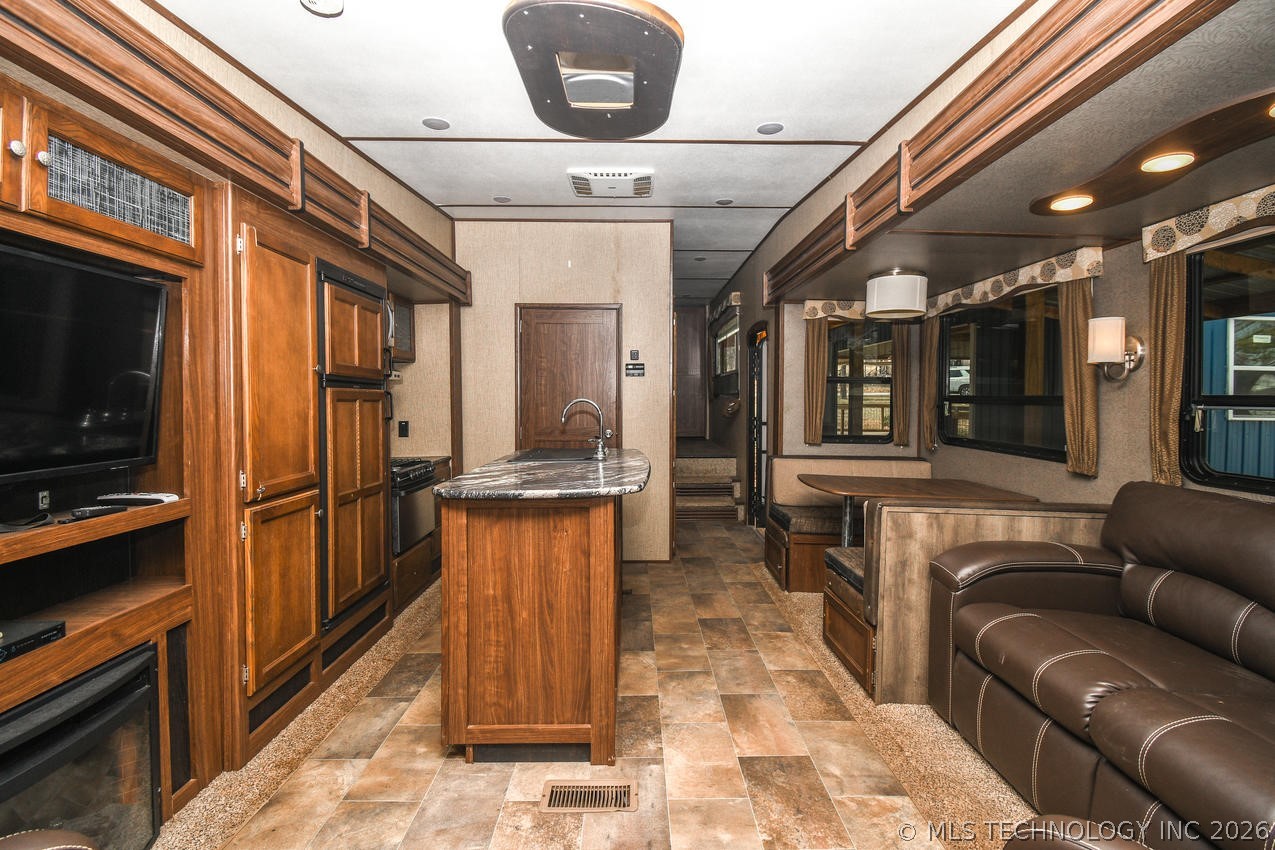57300 County Road 658 Property Photo 8