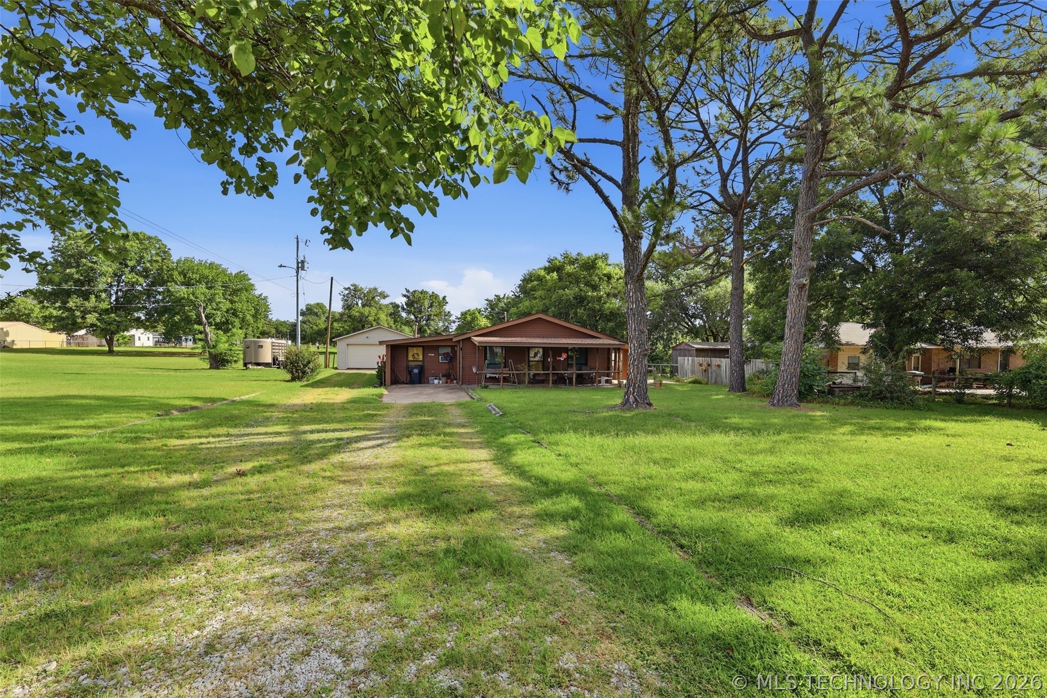 17068 County Road 1520 Property Photo 1
