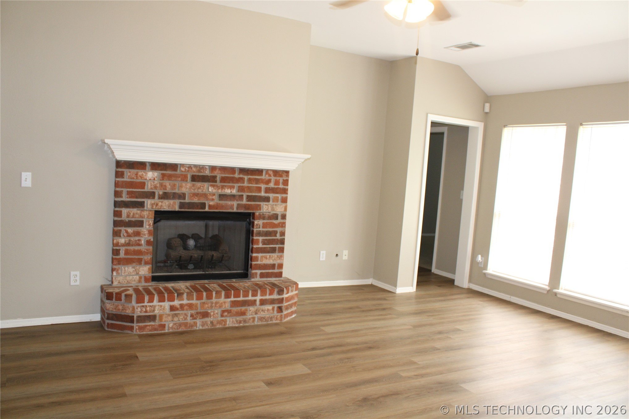 12007 S Cedar Avenue Property Photo 2