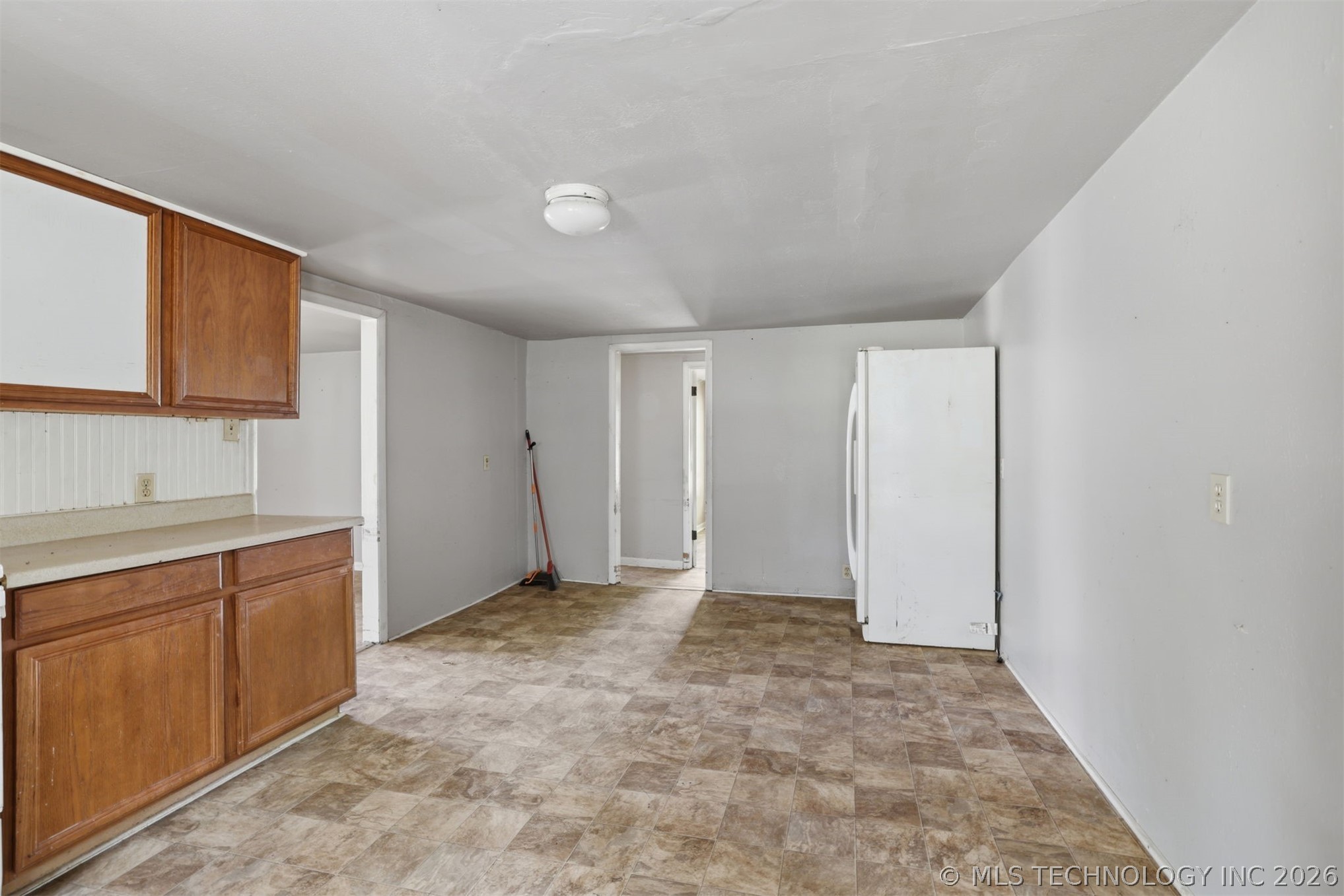 503 N Short Property Photo 7