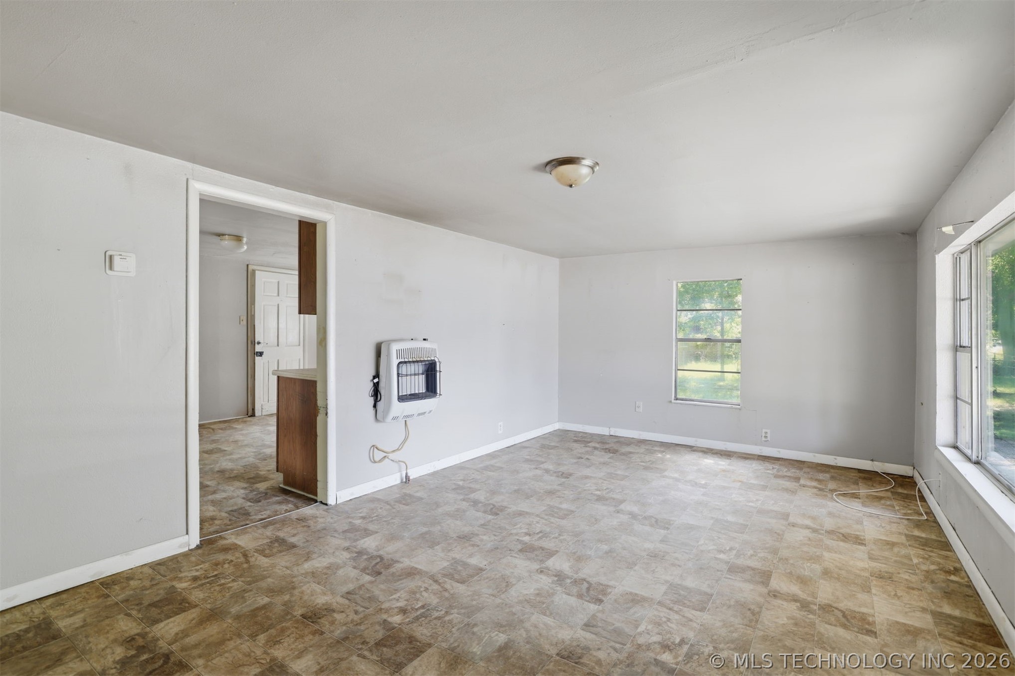503 N Short Property Photo 8