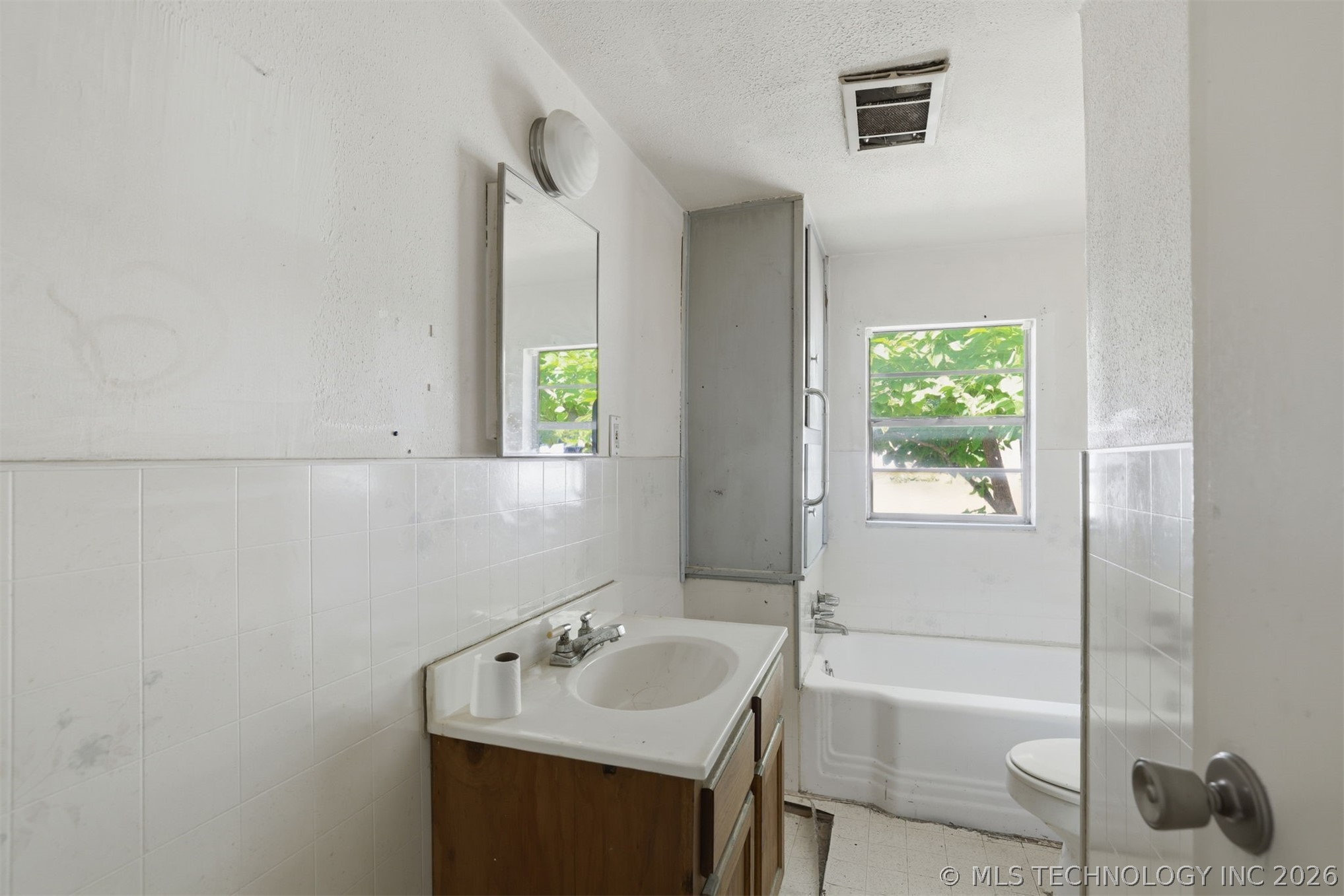503 N Short Property Photo 12