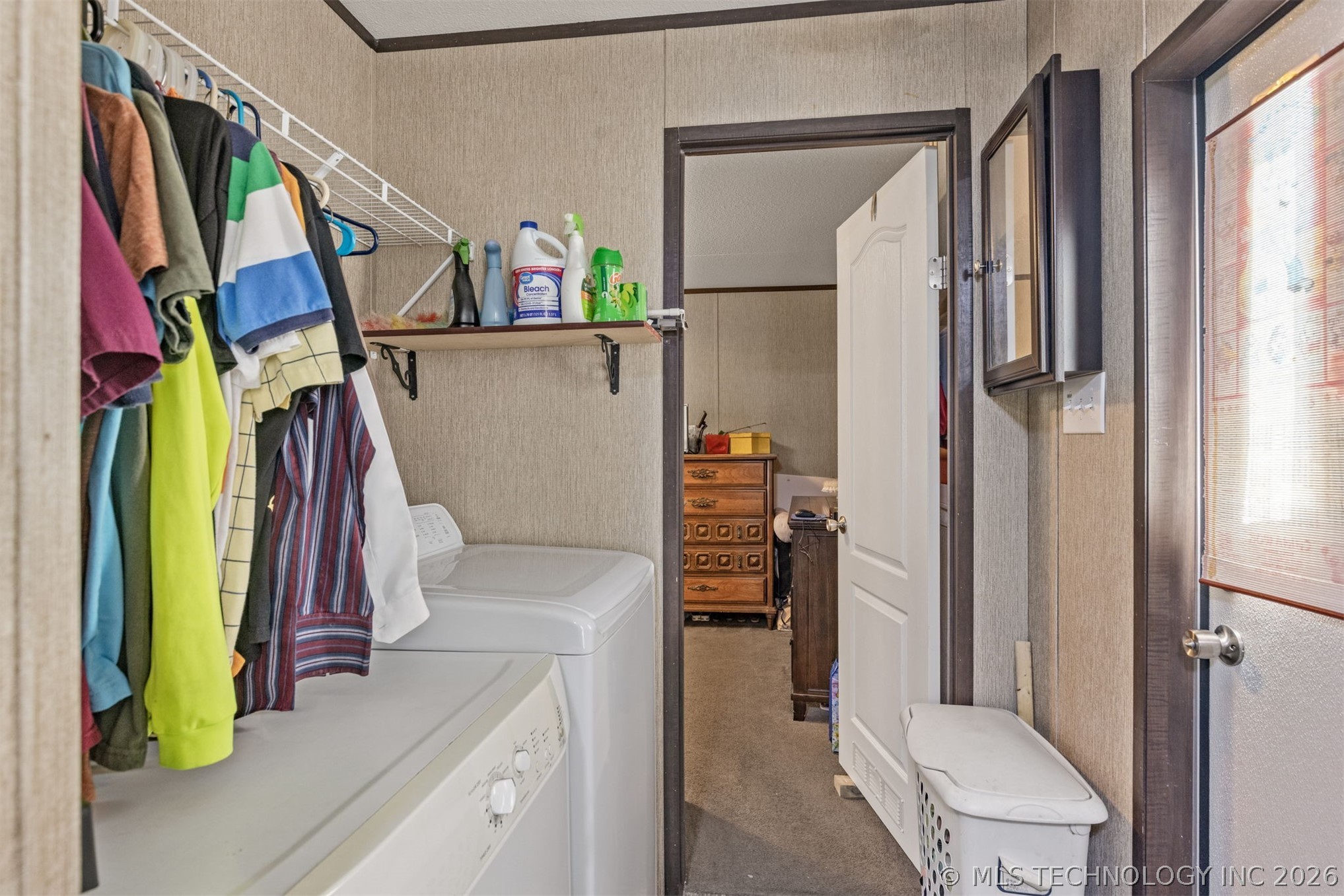 941 W 139th Place Property Photo 12