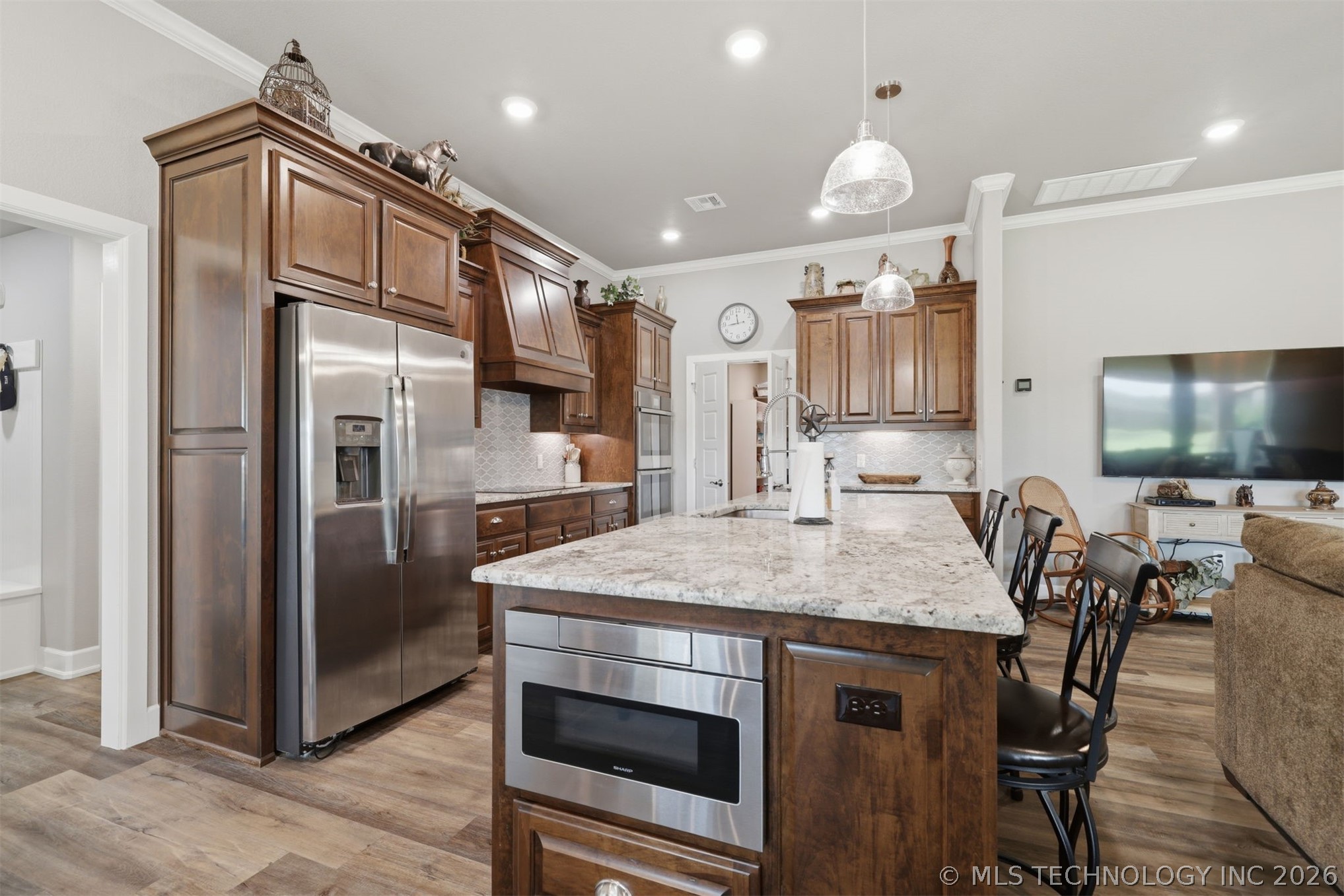 89 Meadowview Property Photo 7