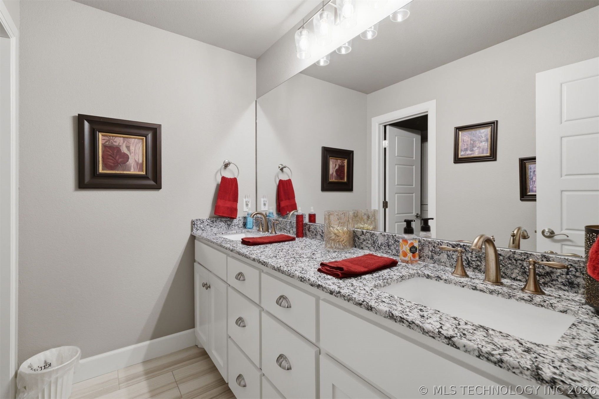 89 Meadowview Property Photo 13