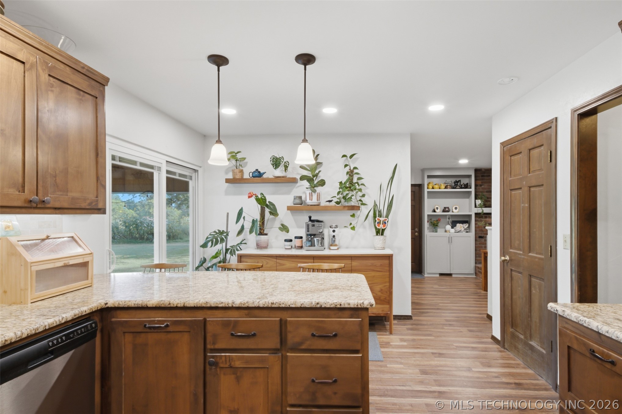 820 Lori Lane Property Photo 15