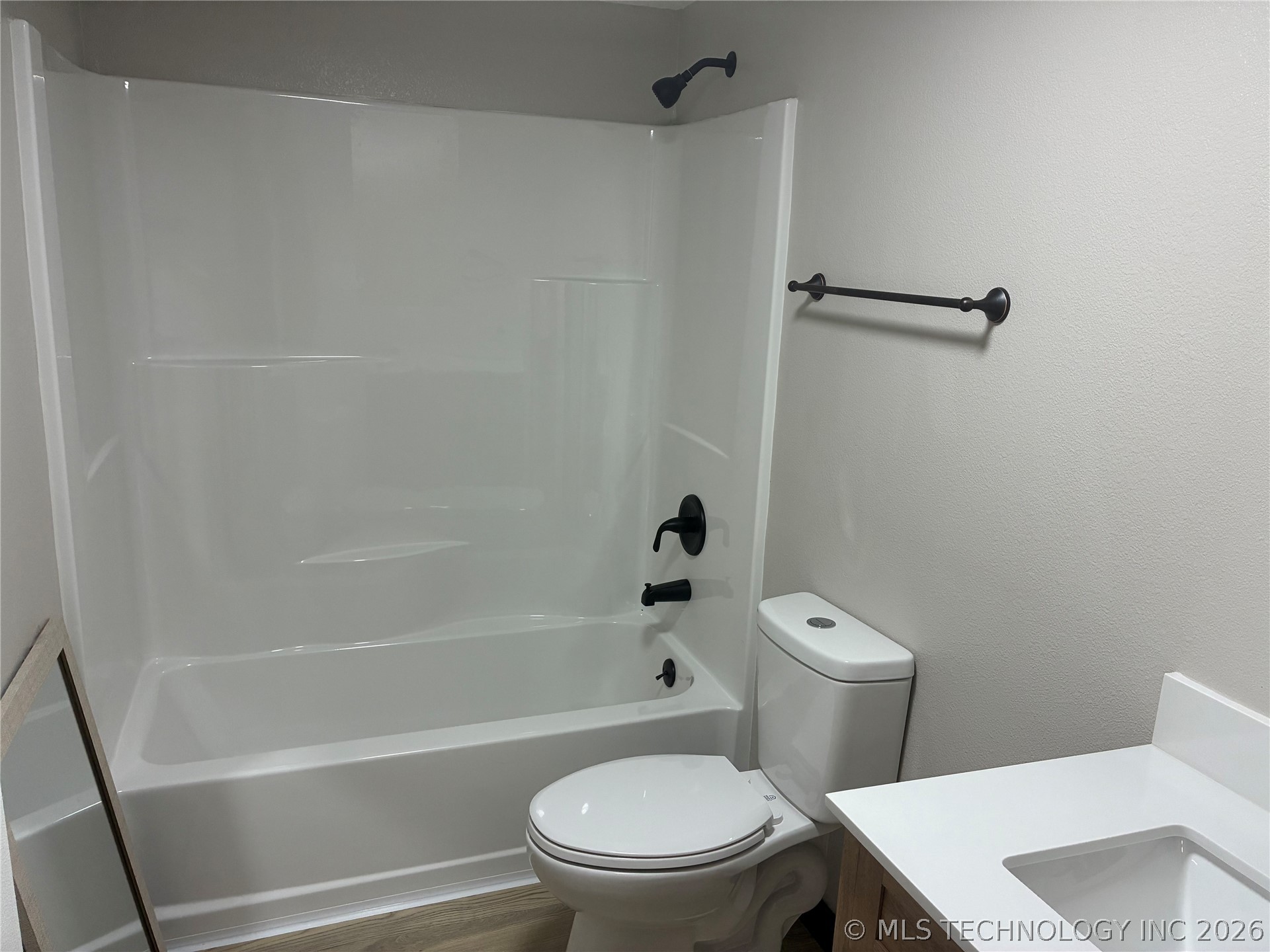 701 N Kemp Street Property Photo 13