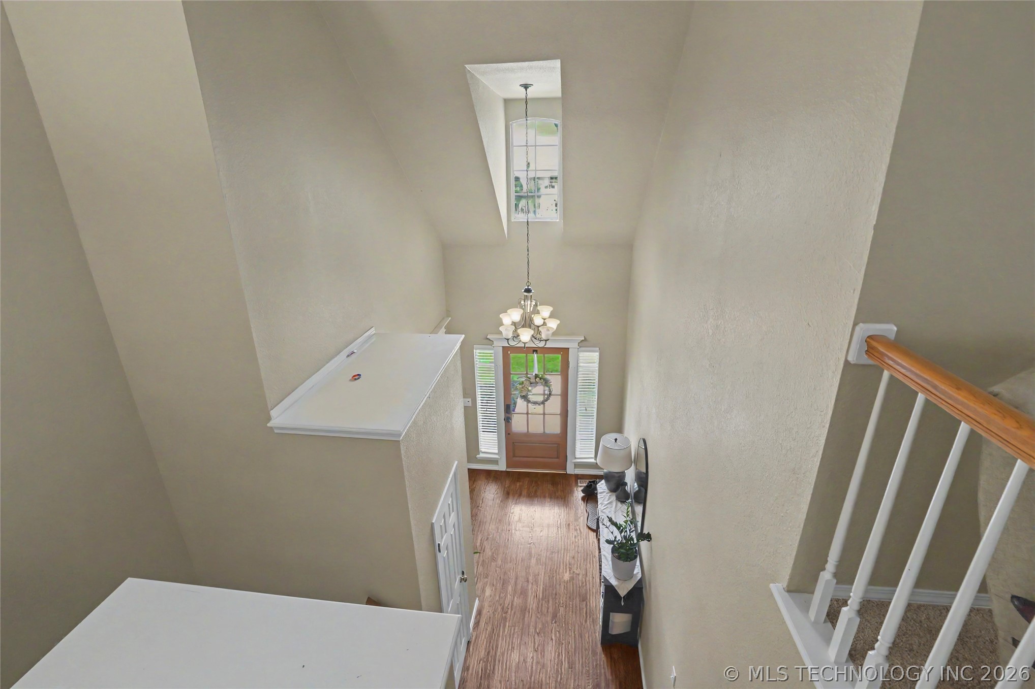 107 S Yellowood Avenue Property Photo 24