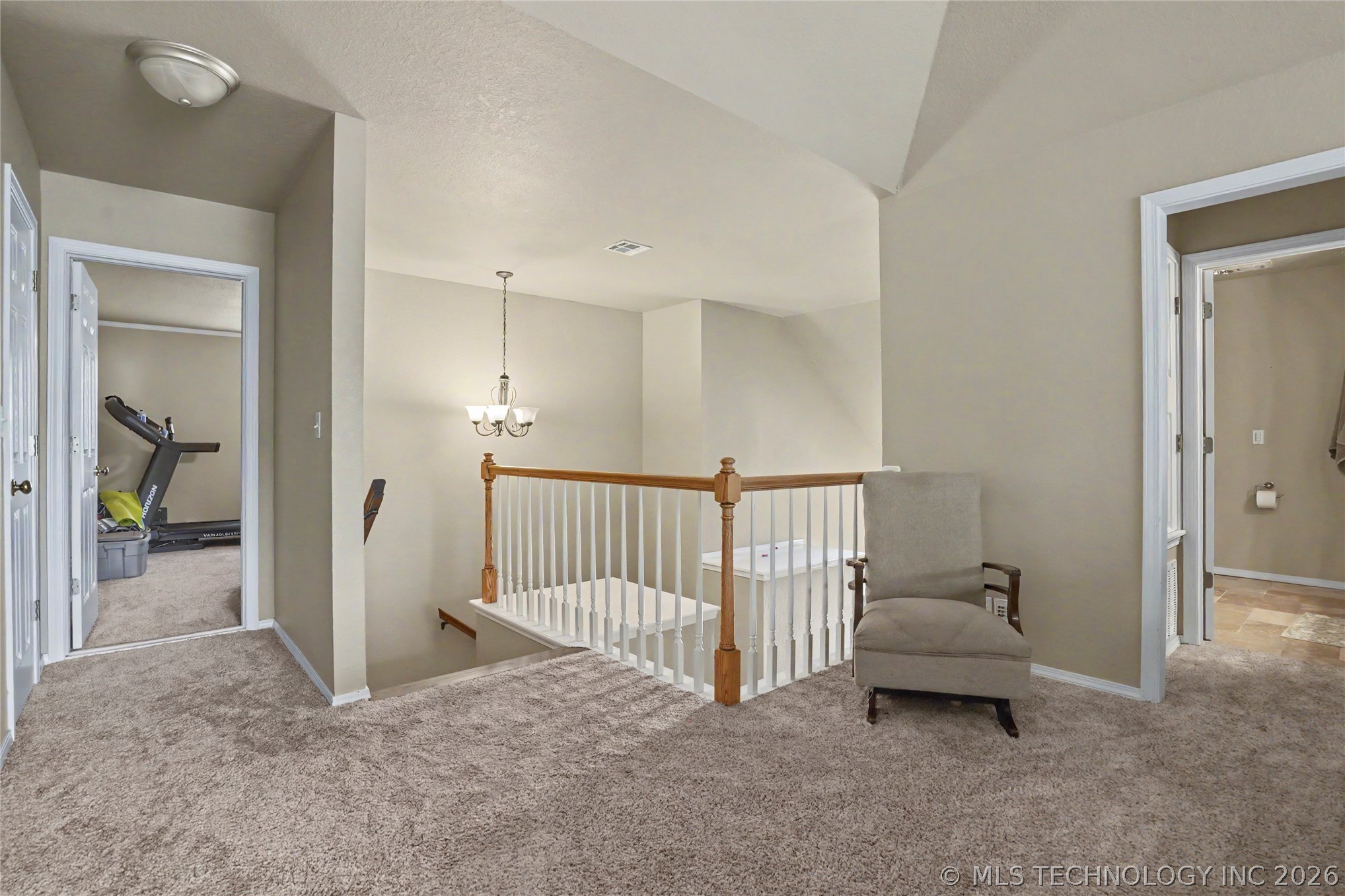 107 S Yellowood Avenue Property Photo 26