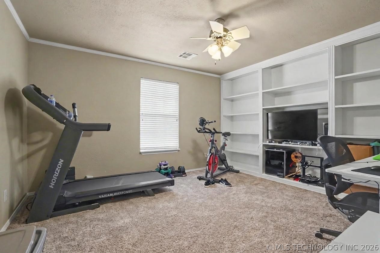 107 S Yellowood Avenue Property Photo 27