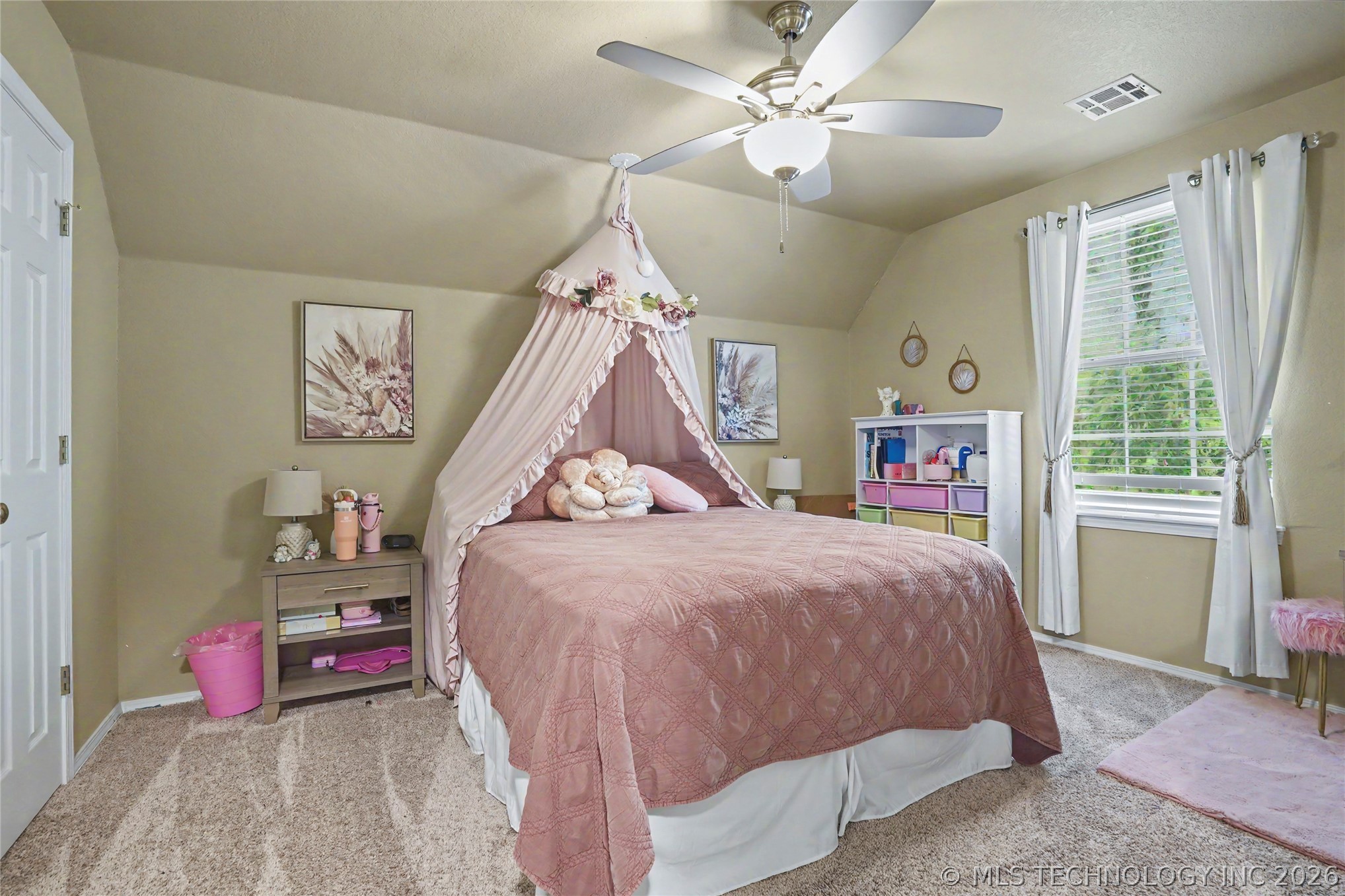 107 S Yellowood Avenue Property Photo 28