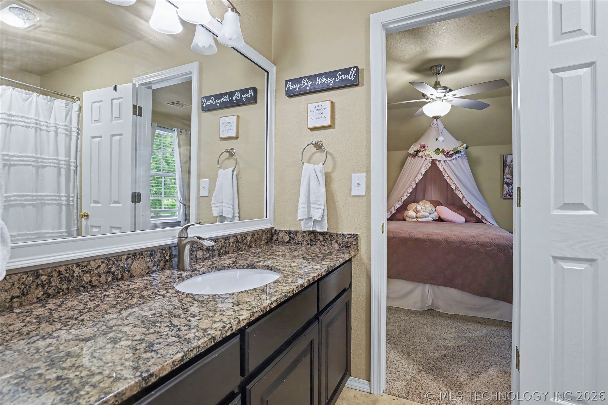 107 S Yellowood Avenue Property Photo 31