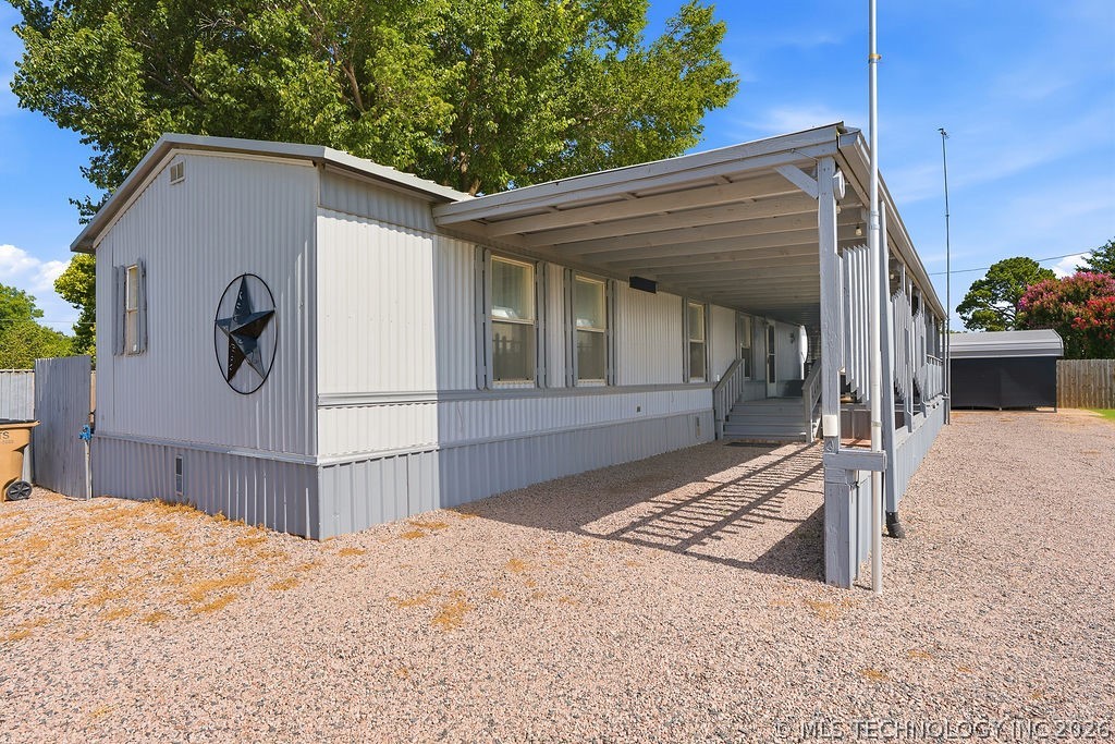 3048 Kelly Property Photo 1